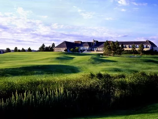 Property building in Lone Tree Golf Club and Hotel