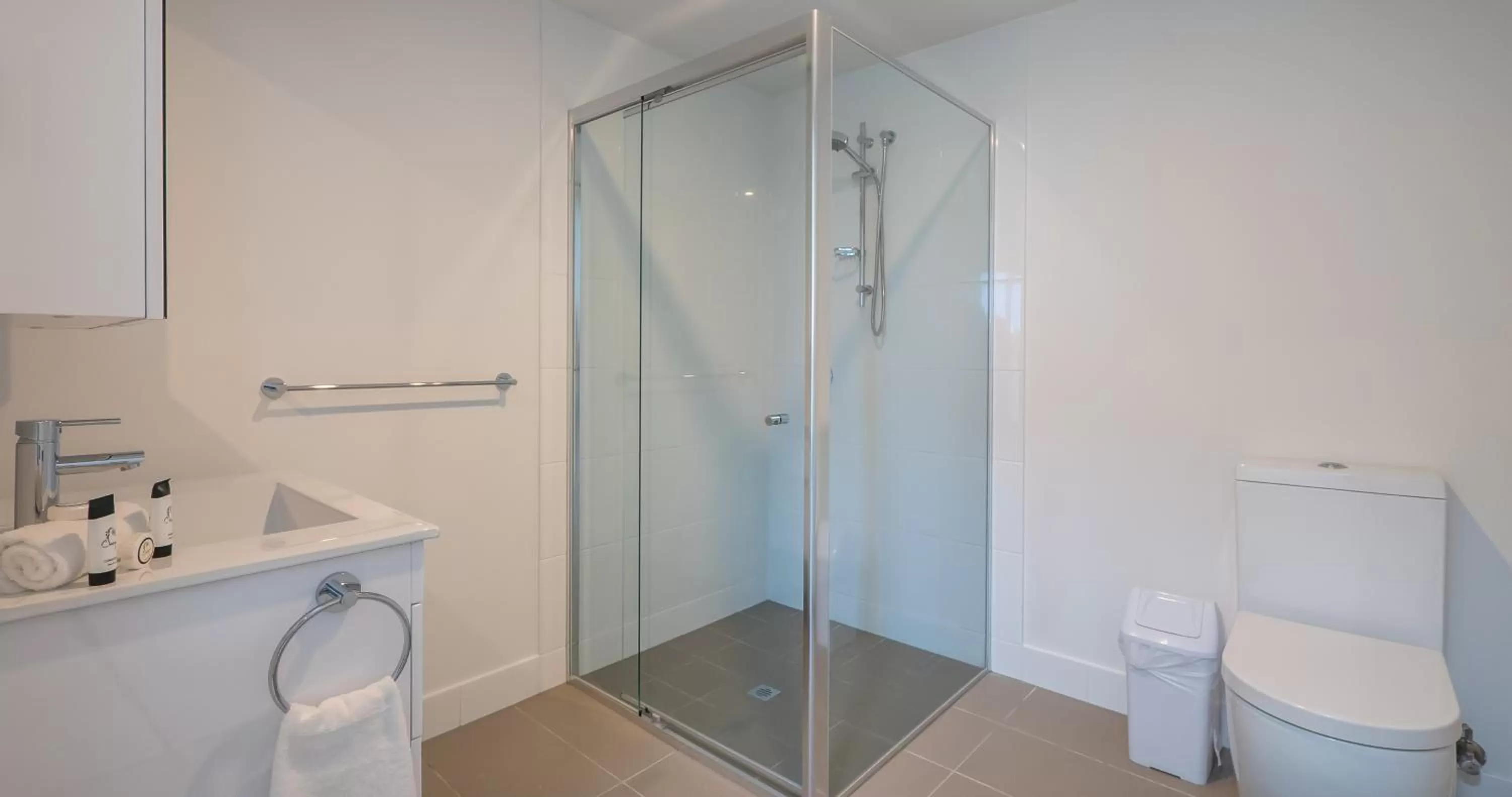 Bathroom in Annexe Apartments