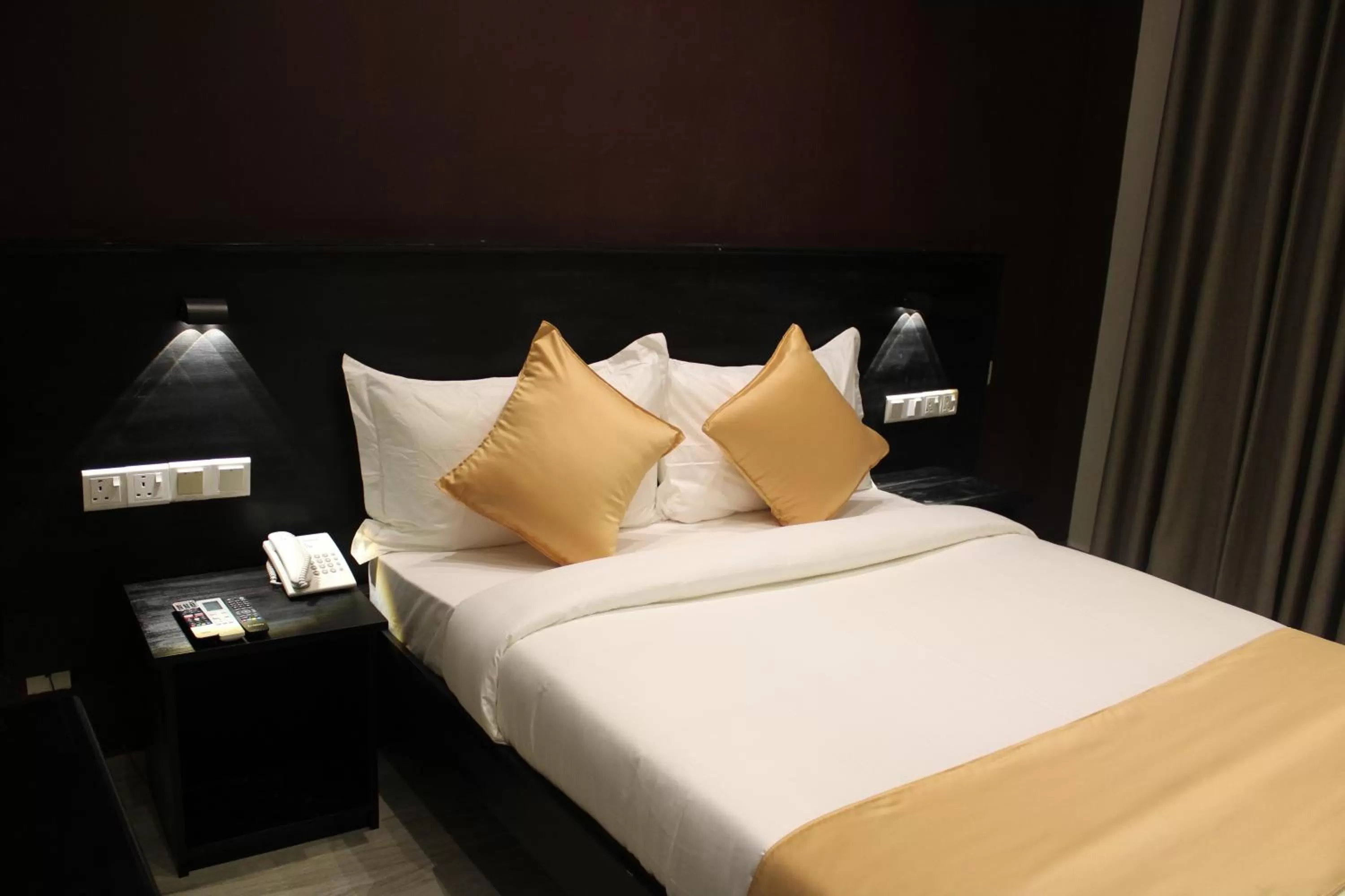 Bed in Sky Gate kandy