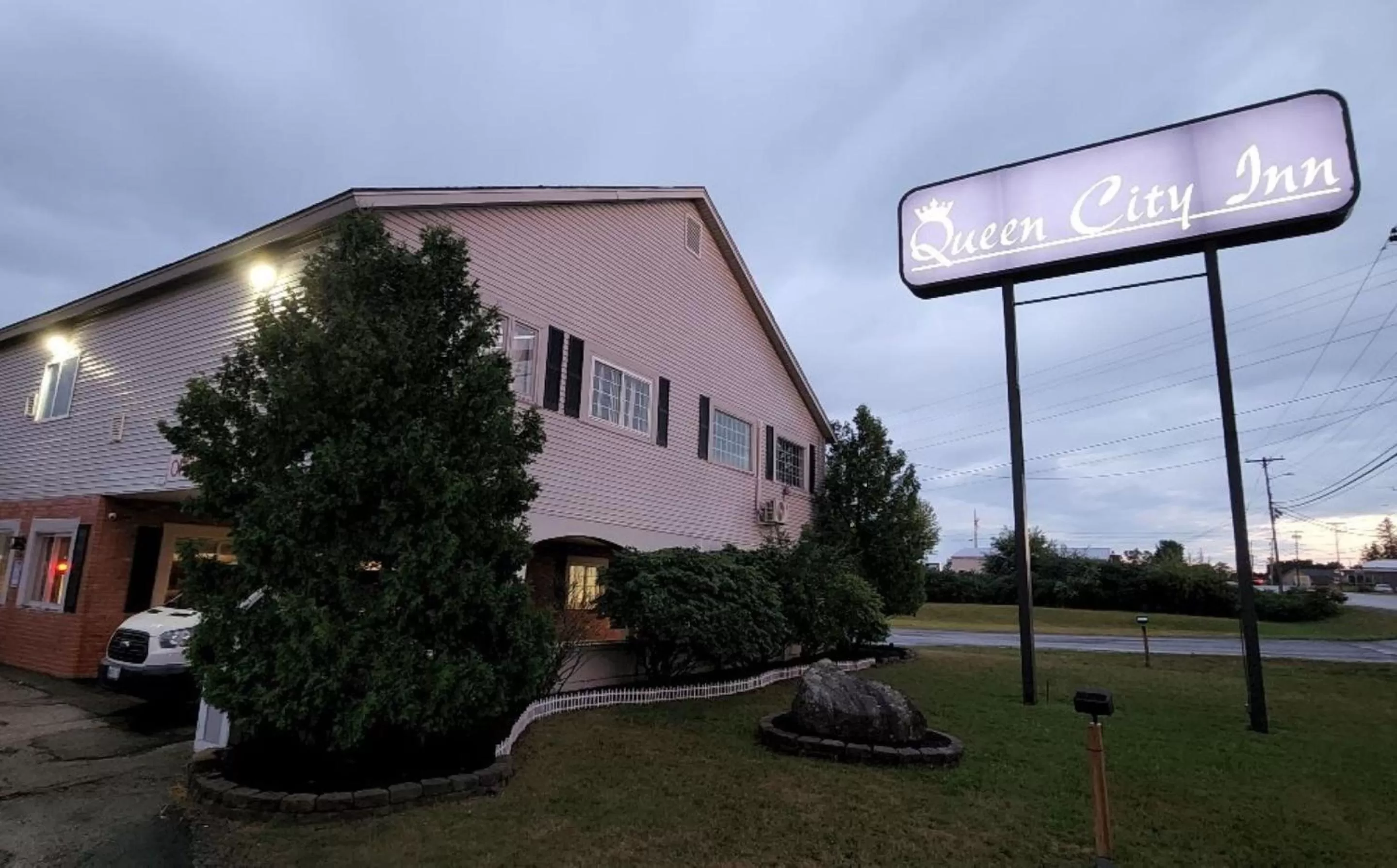 Property building in Queen City Inn