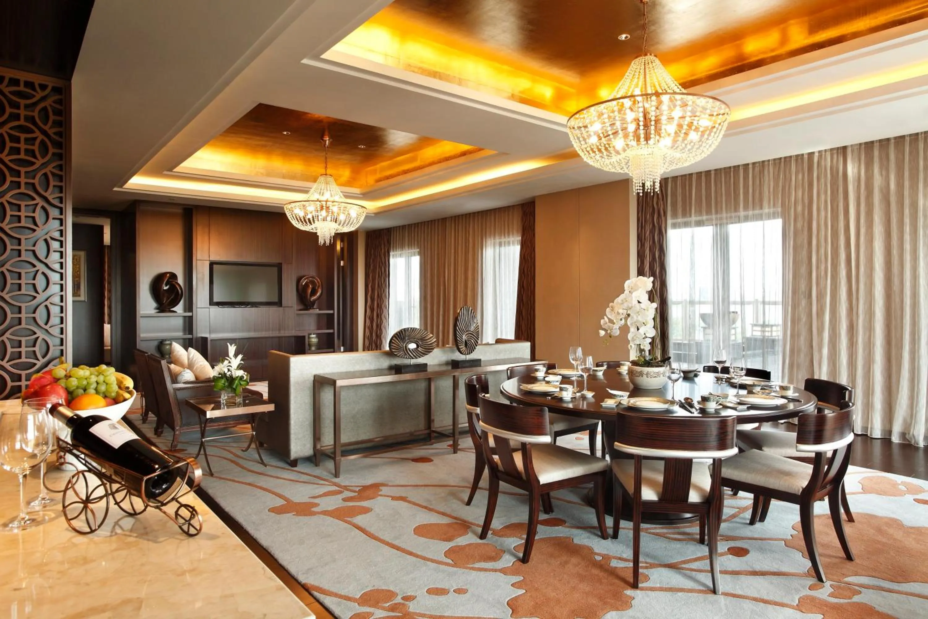 Photo of the whole room in Crowne Plaza Xuzhou Dalong Lake by IHG