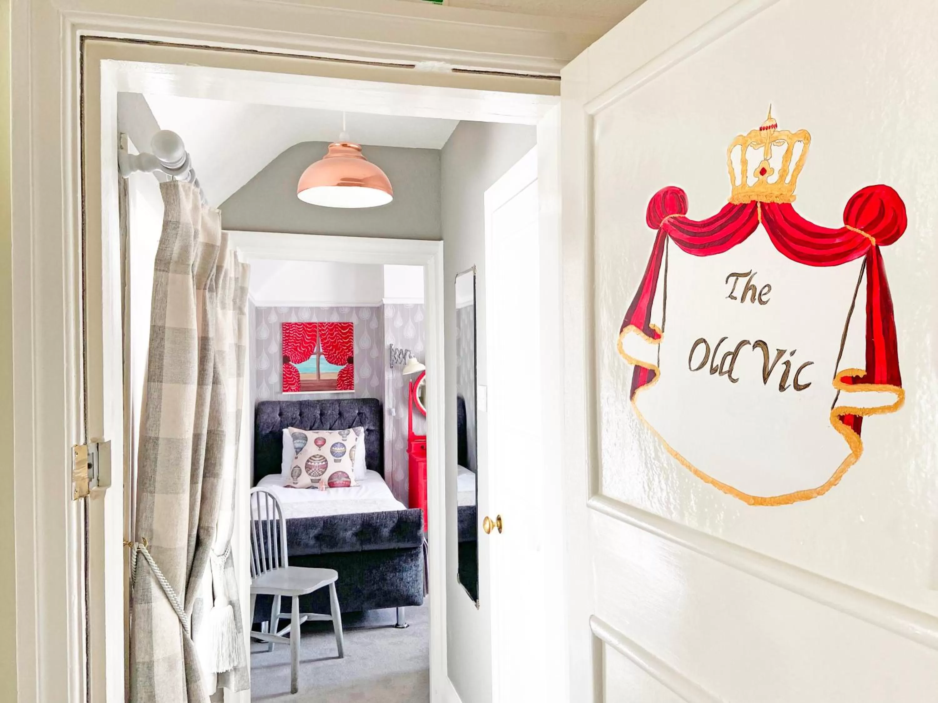 Deluxe Twin Room in Burlington Berties Boutique Hotel