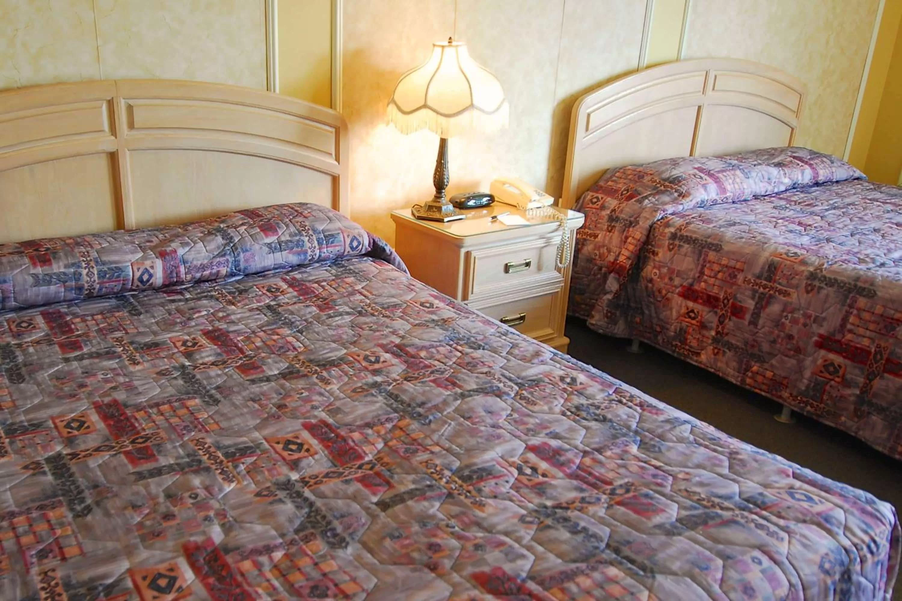 Photo of the whole room, Bed in Hôtel Travelodge by Wyndham Victoriaville