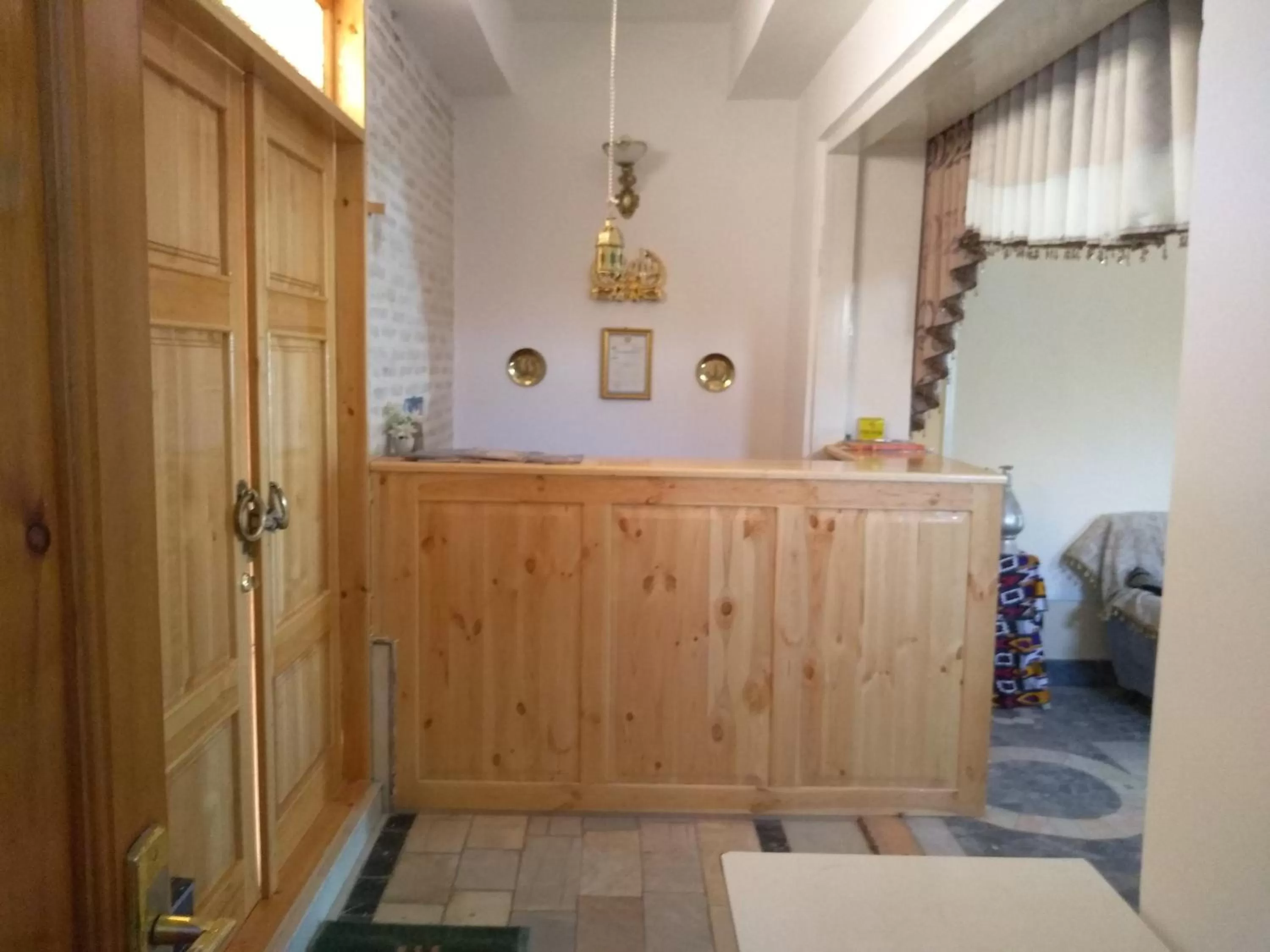 Lobby or reception, Bathroom in Boutigue Hotel Parvina