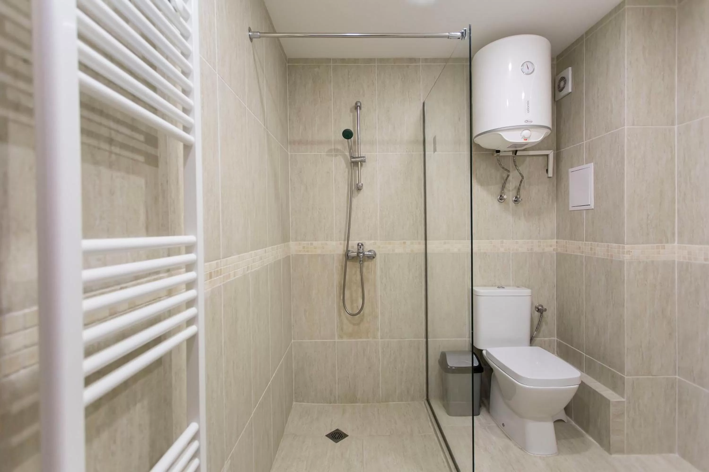 Bathroom in Modern and Bright Apartments near Center - FREE PARKING