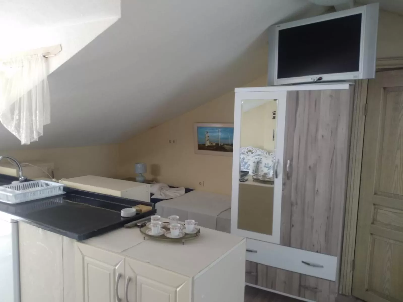 Kitchen/Kitchenette in Dolina Hotel