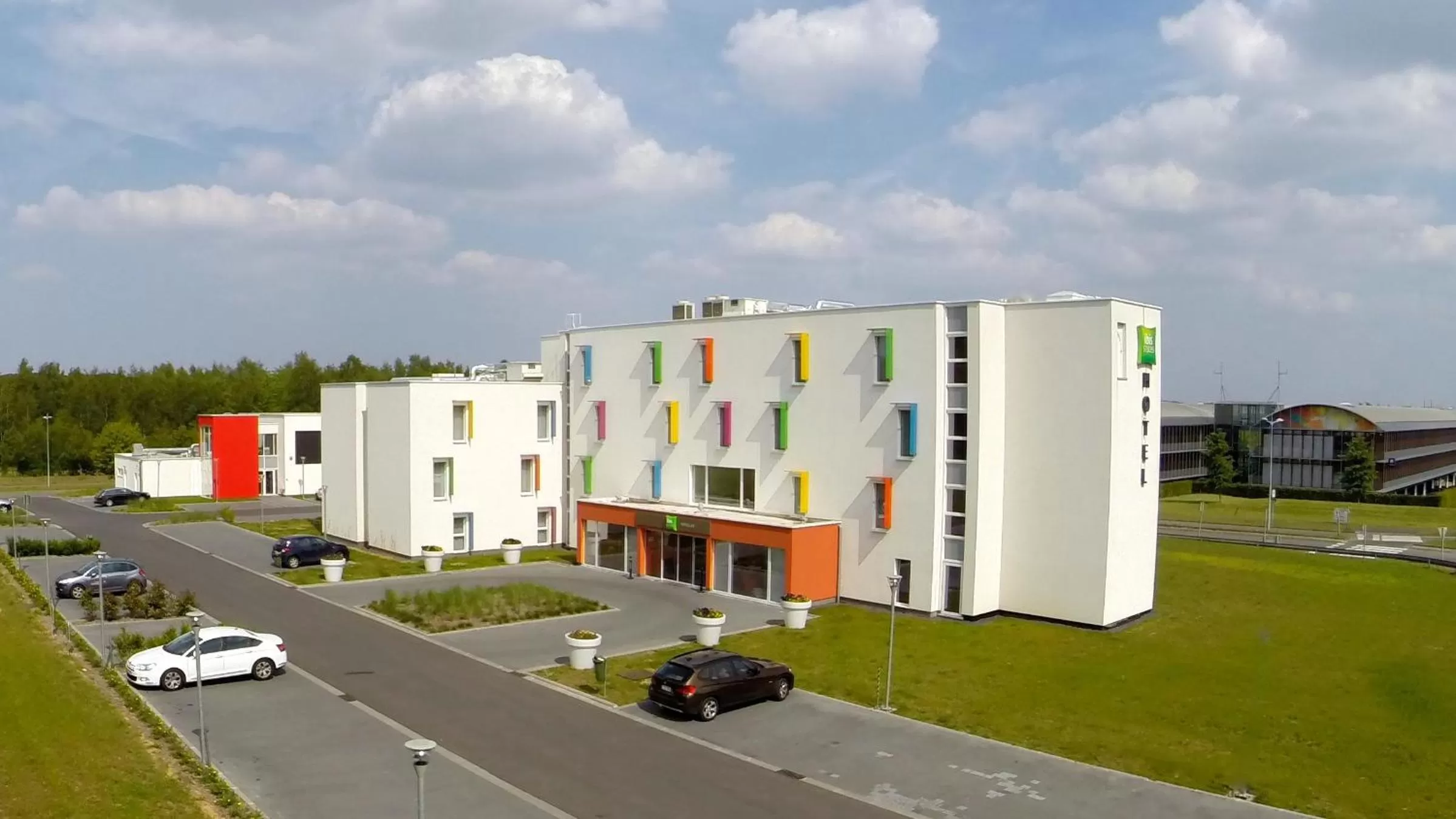 Facade/entrance in Ibis Styles Nivelles