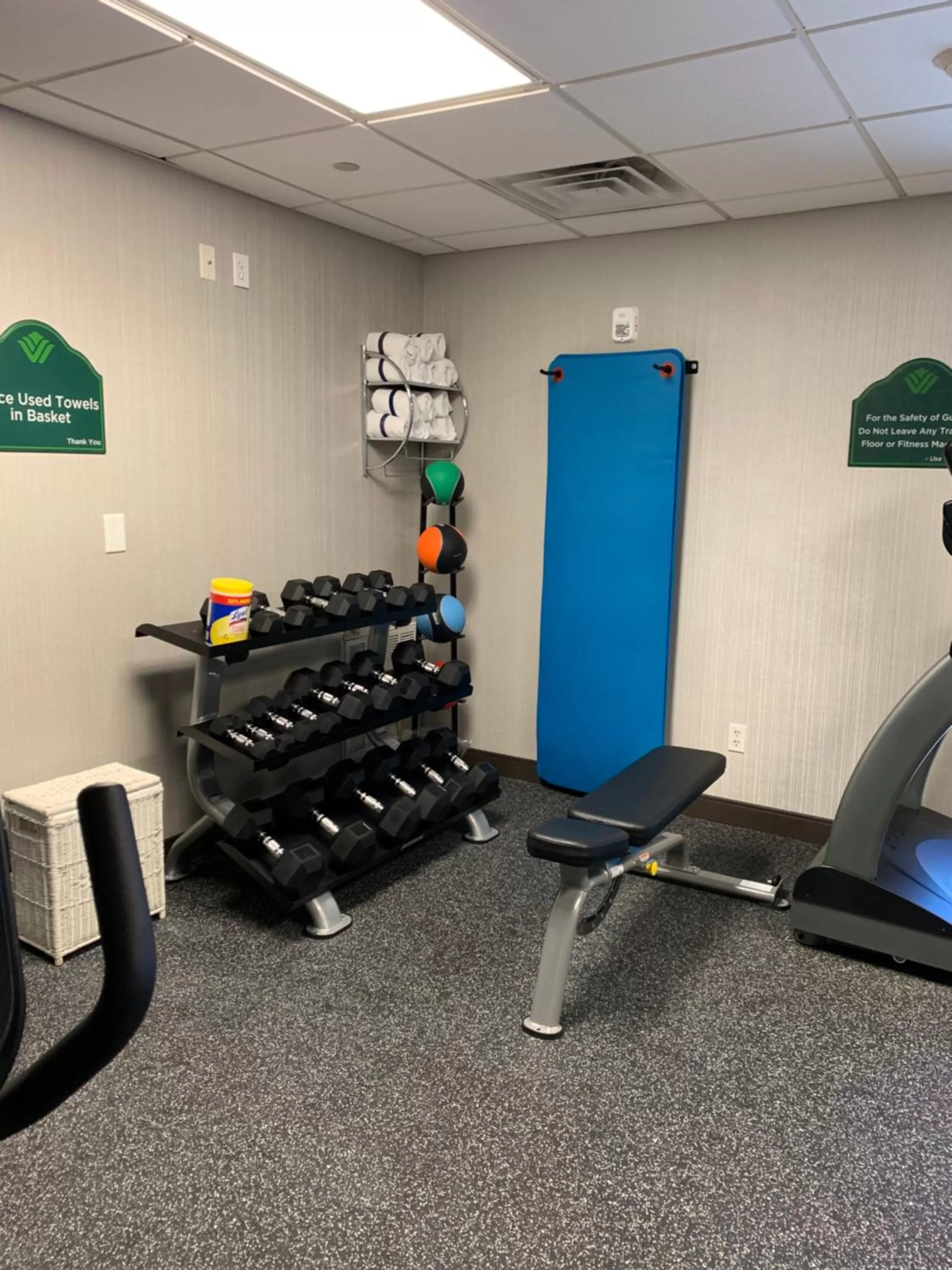 Fitness centre/facilities in Wingate by Wyndham Wilmington