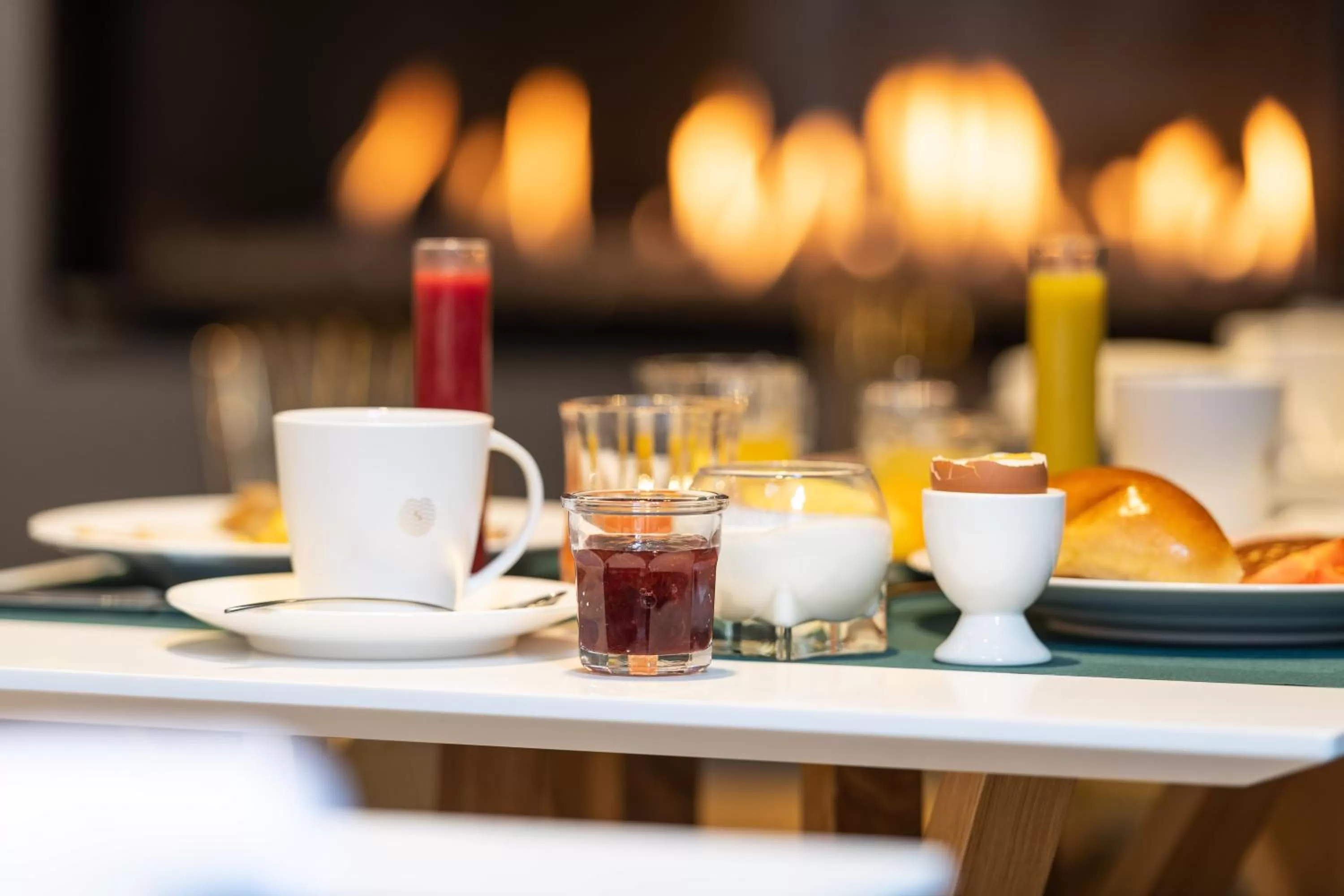 Coffee/tea facilities in Boutique Hotel Sablon by CW Hotel Collection