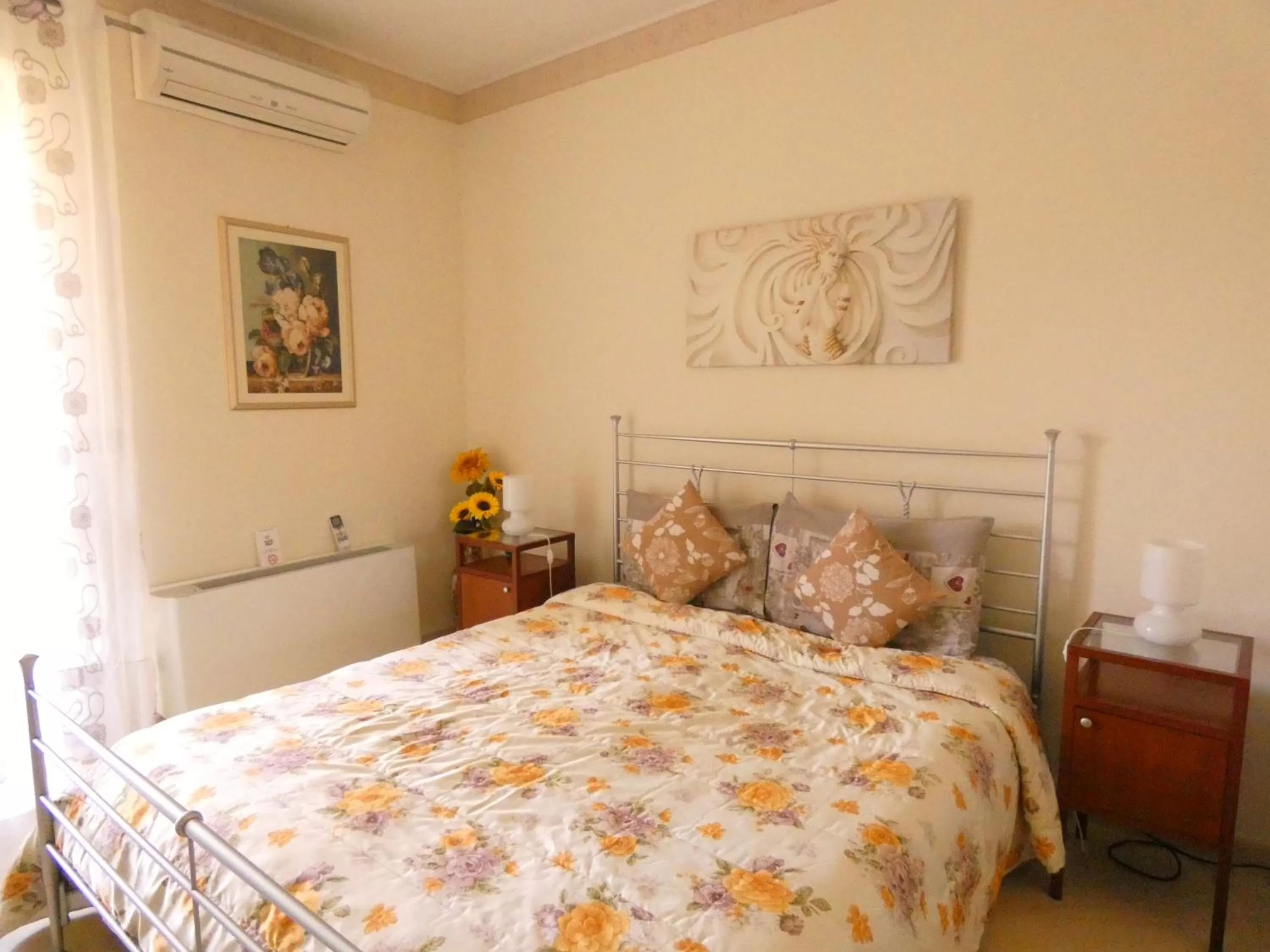 Bed in Villa Magnolia B&B