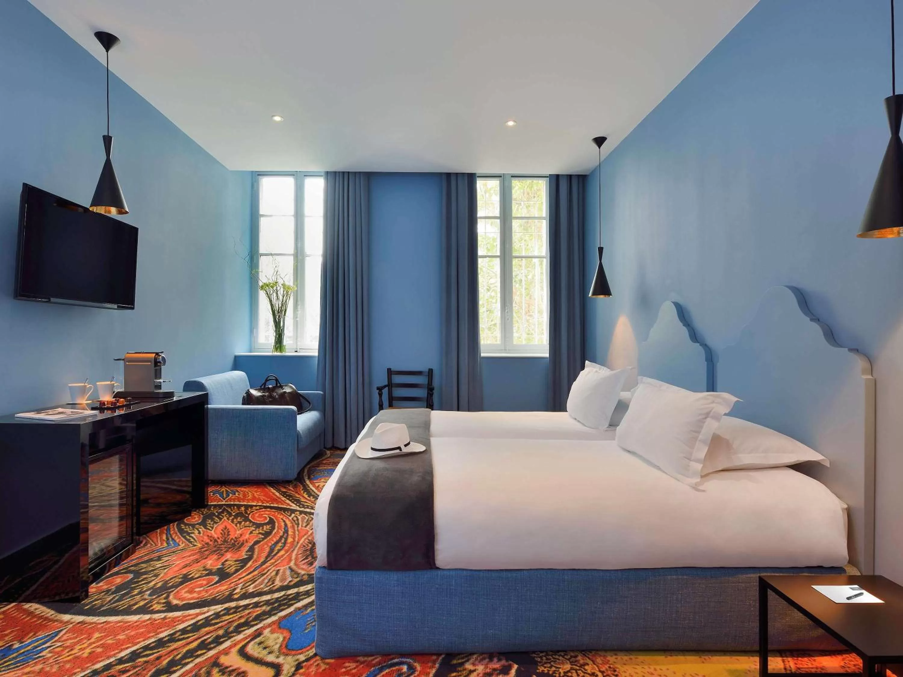 Photo of the whole room, Bed in Jules César Hotel & Spa Arles - MGallery Collection