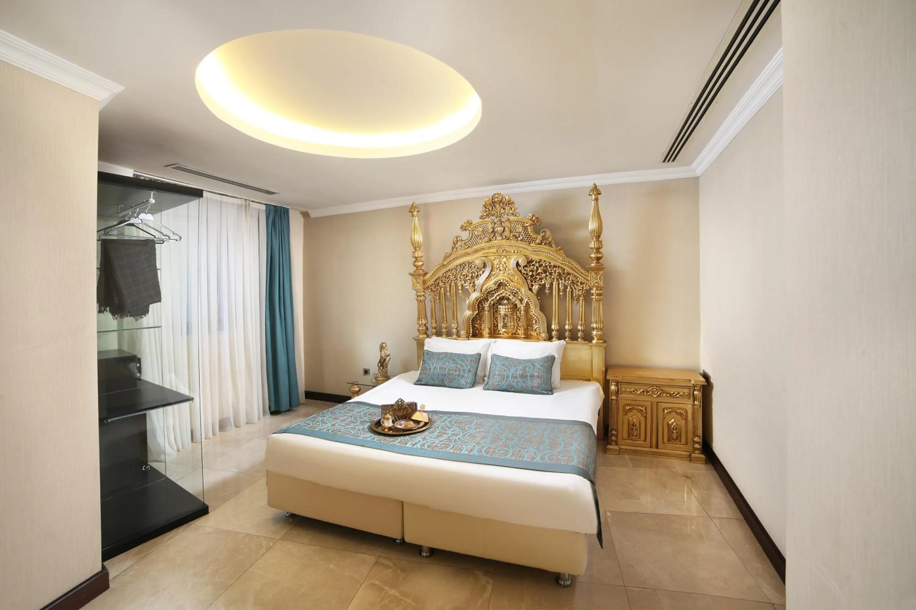 Bedroom, Bed in Great Fortune Hotel & Spa