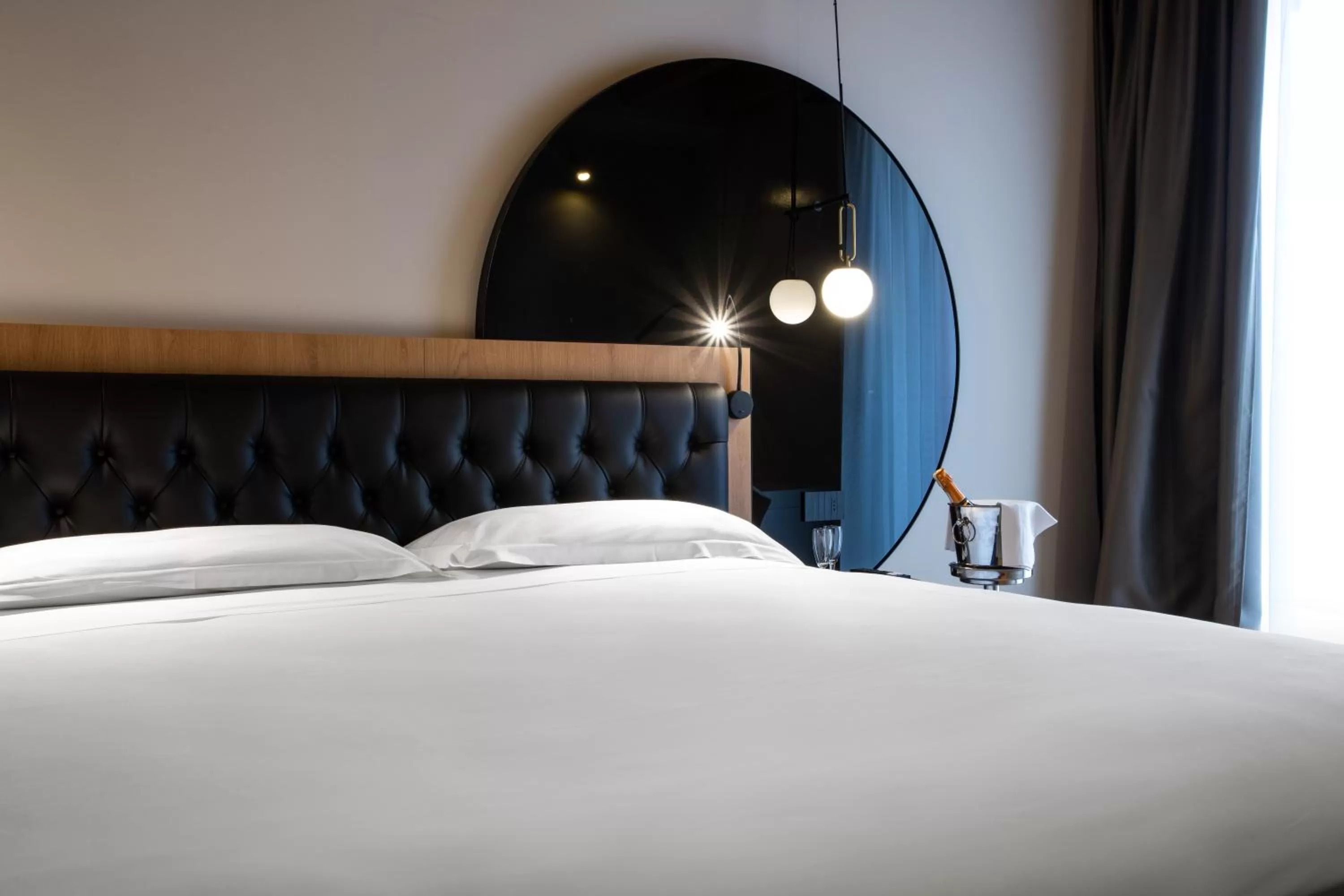 King Room with Spa Bath in Hotel Master