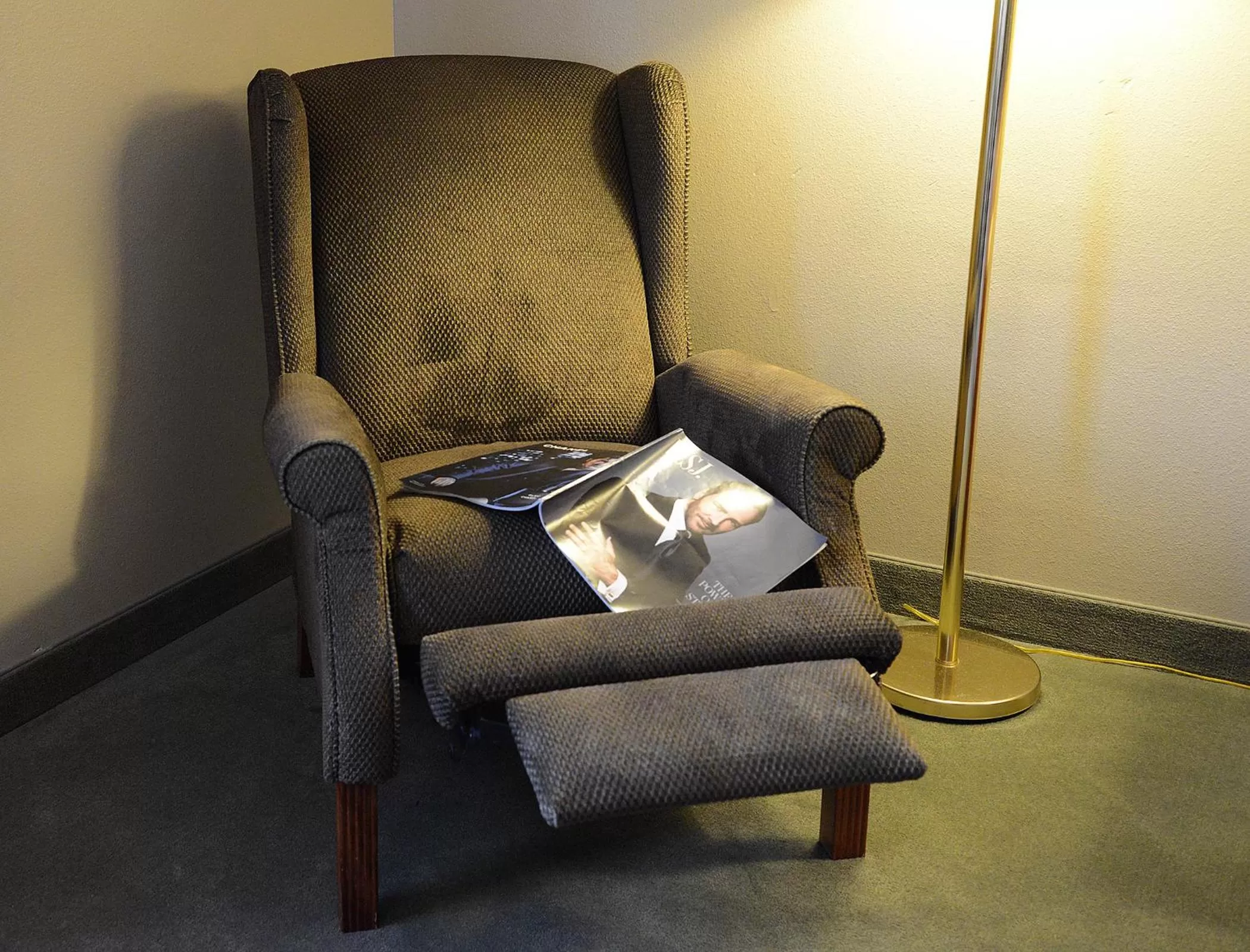 Decorative detail in Hilltop Inn by Riversage