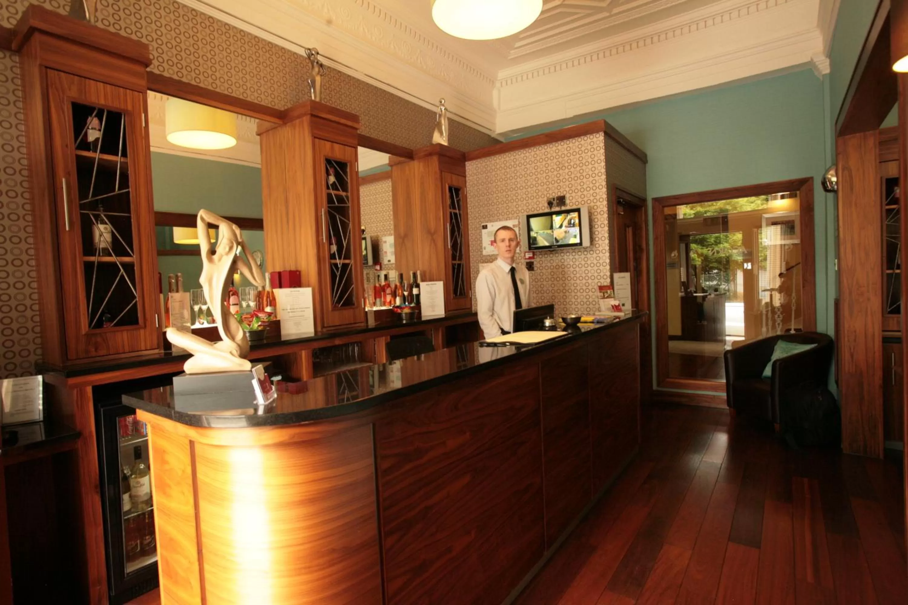 Lobby or reception in Acorn Hotel