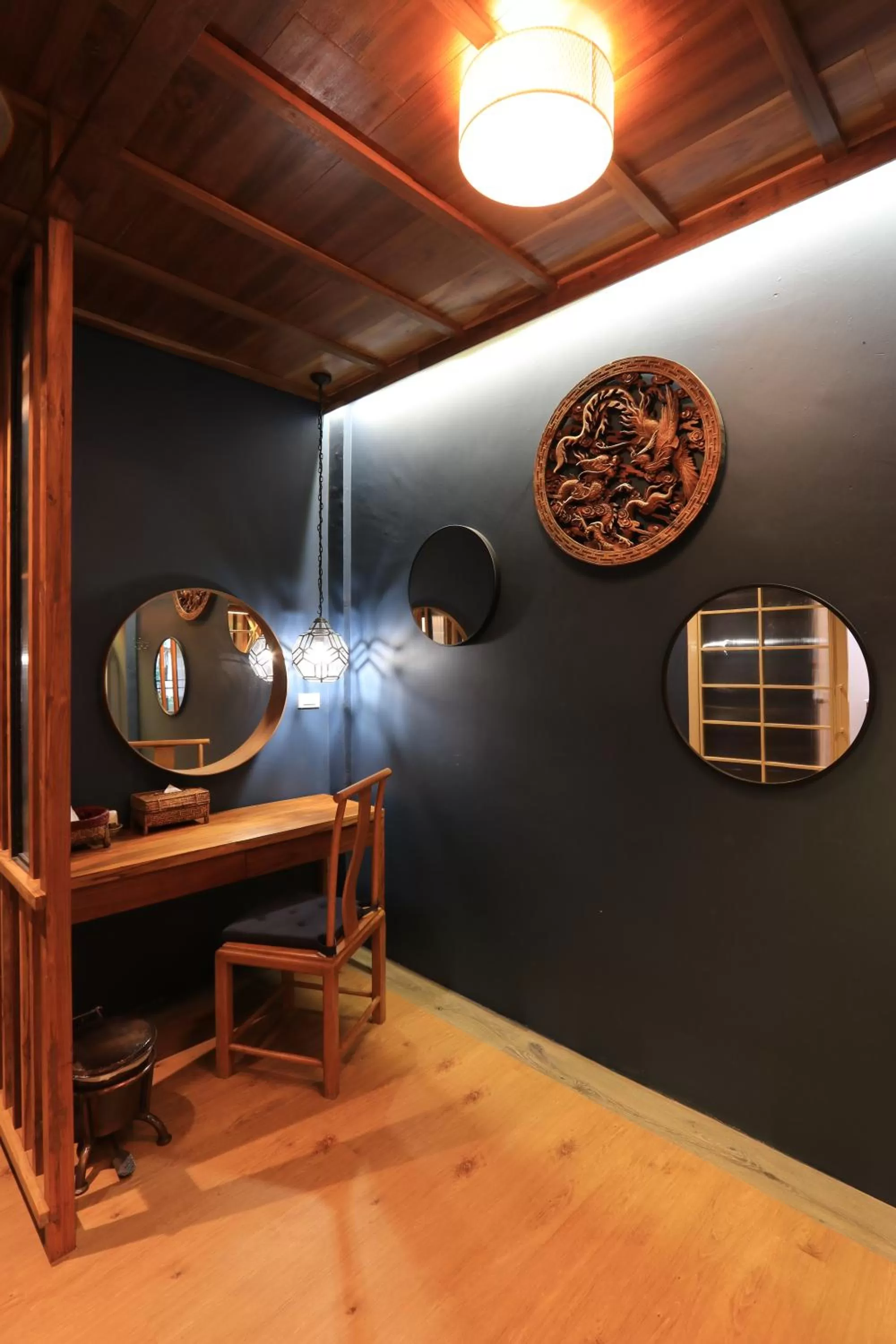 Property building in Tharaburi Resort