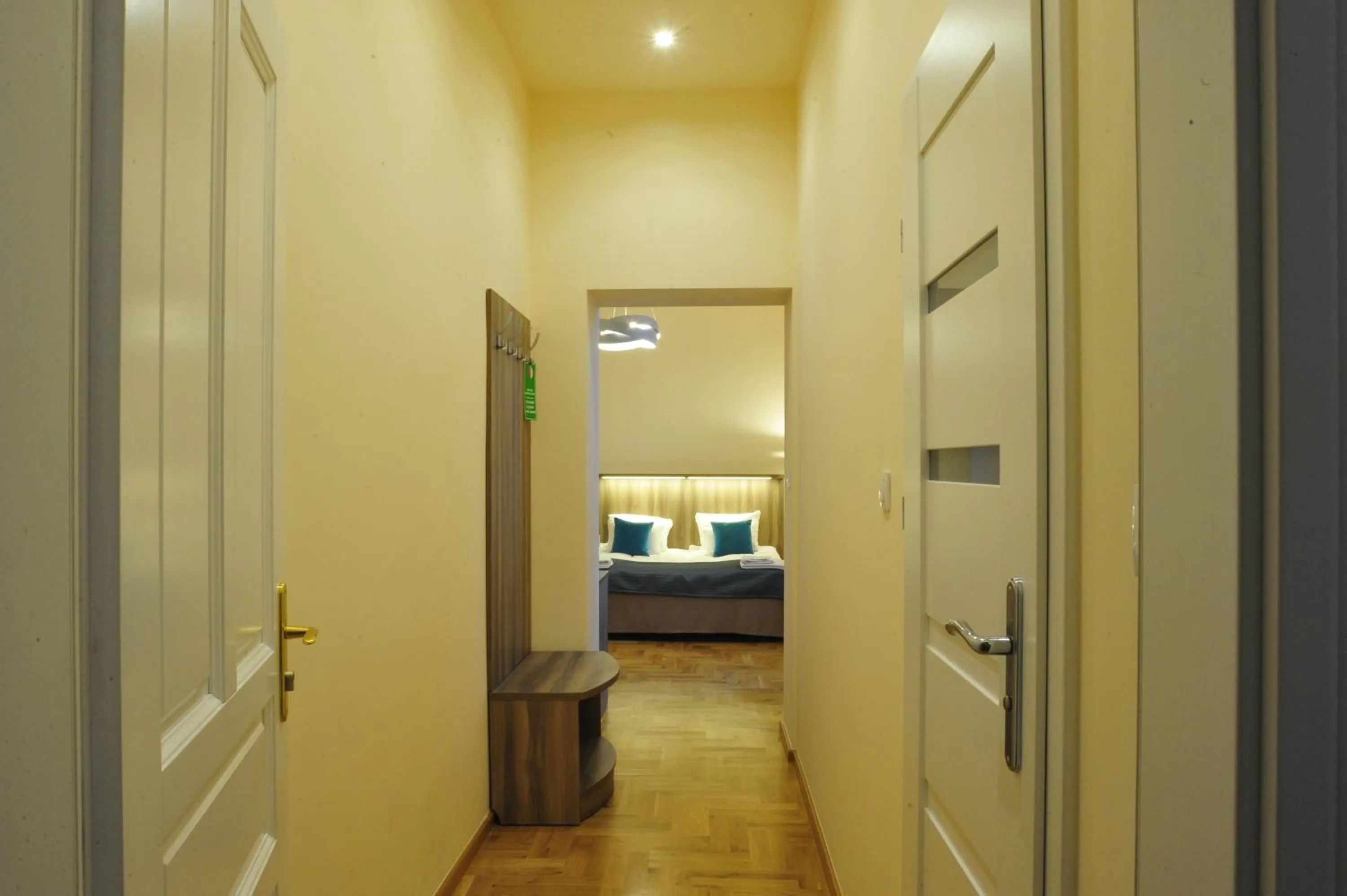 One-Bedroom Apartment in Kosmopolita Apartments