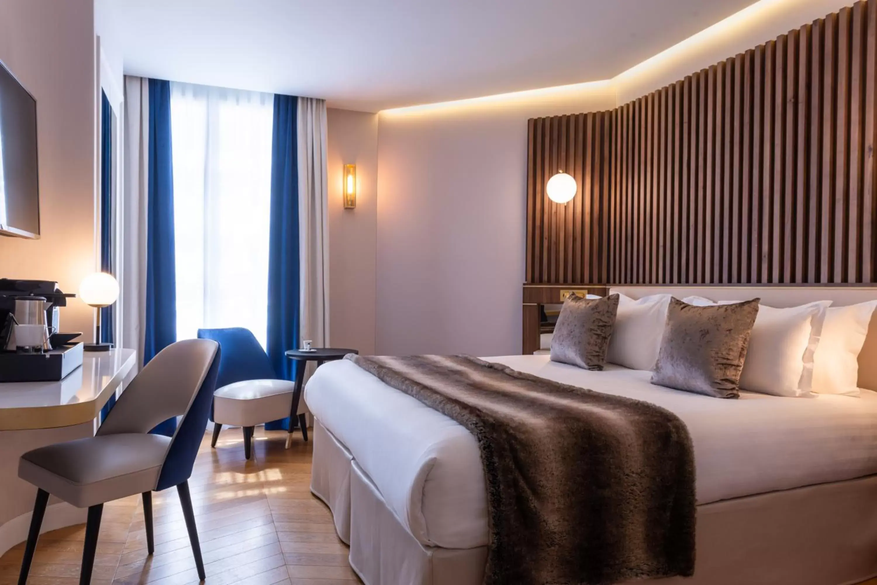 Superior Double or Twin Room in Lord Byron Superior Double or Twin Room in Lord Byron