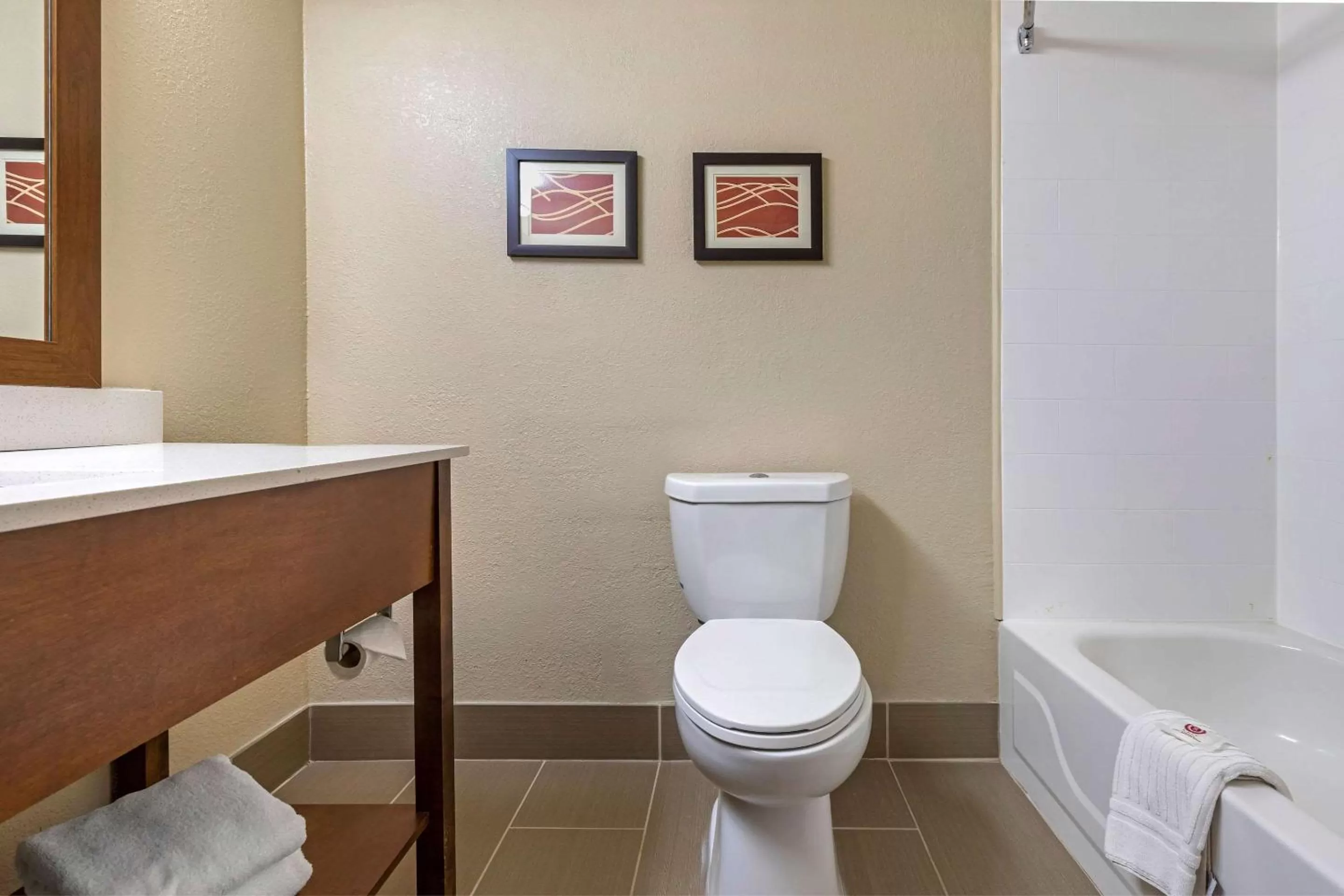 Photo of the whole room in Comfort Inn N Myrtle Beach Barefoot Landing