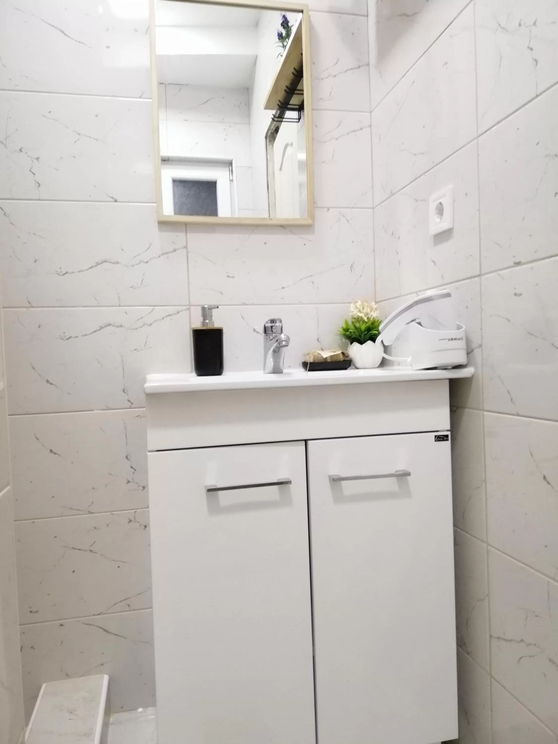 Toilet in Apartmani RUNOLIST