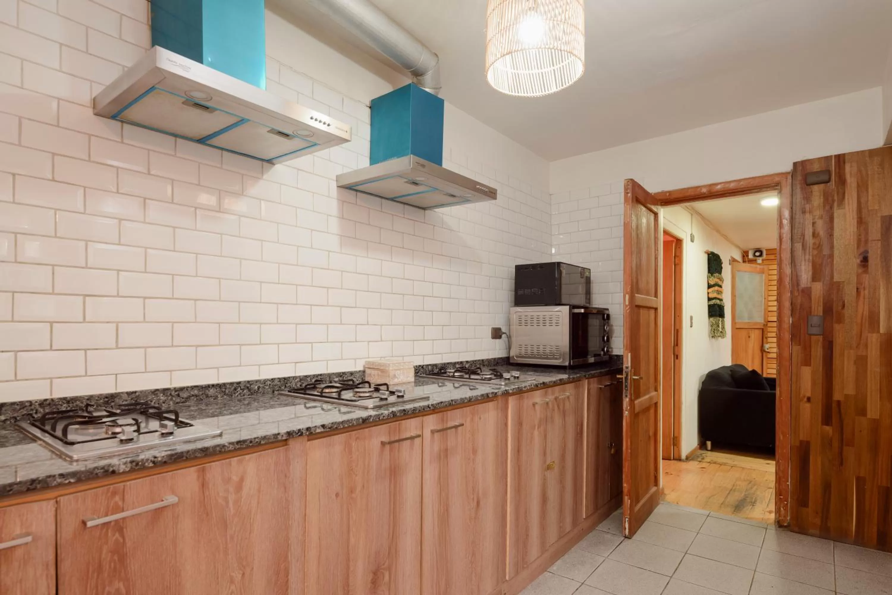 Kitchen or kitchenette, Kitchen/Kitchenette in Verde Madera Hostel B&B