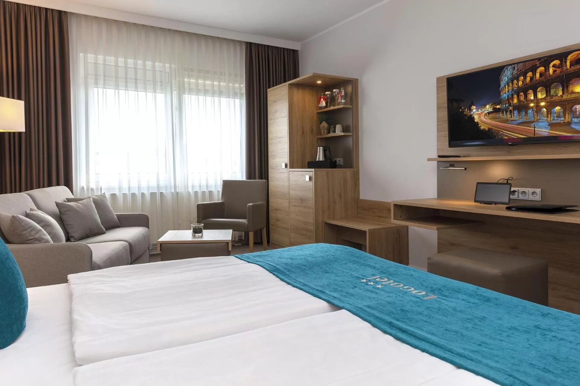 Bed in Hotel Logotel