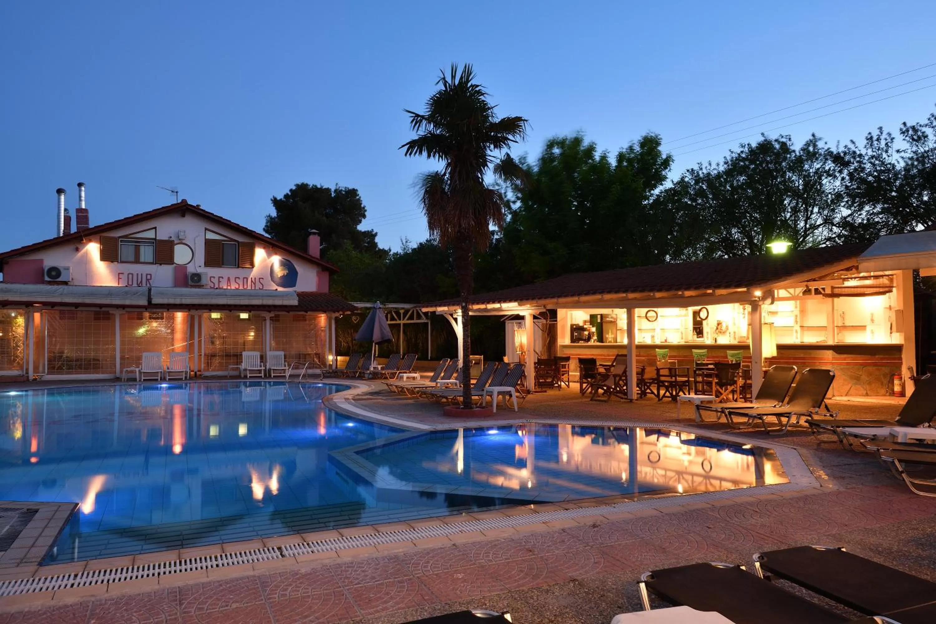 Night in Four Seasons Hotel