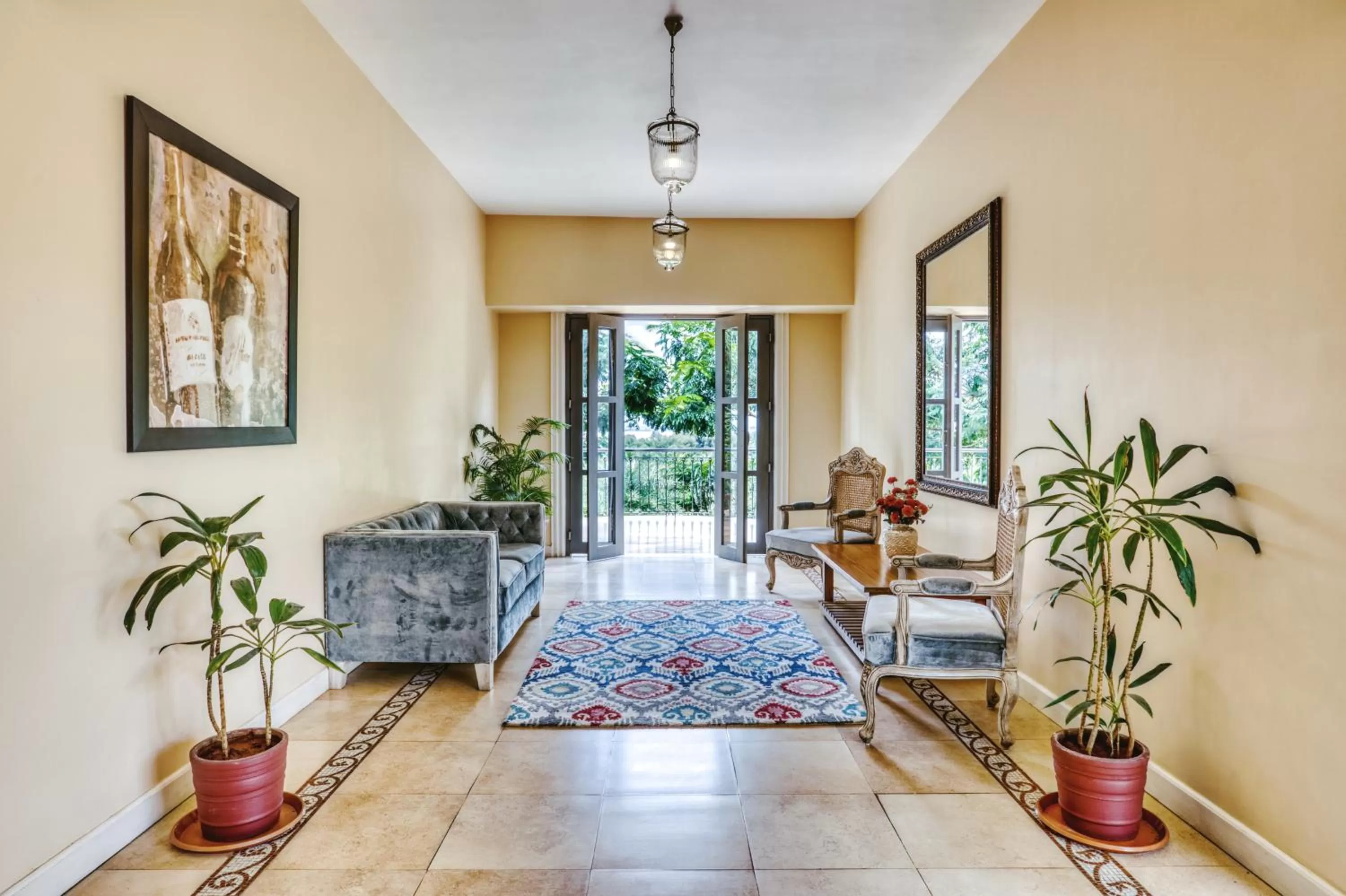 Lobby or reception in The Source At Sula