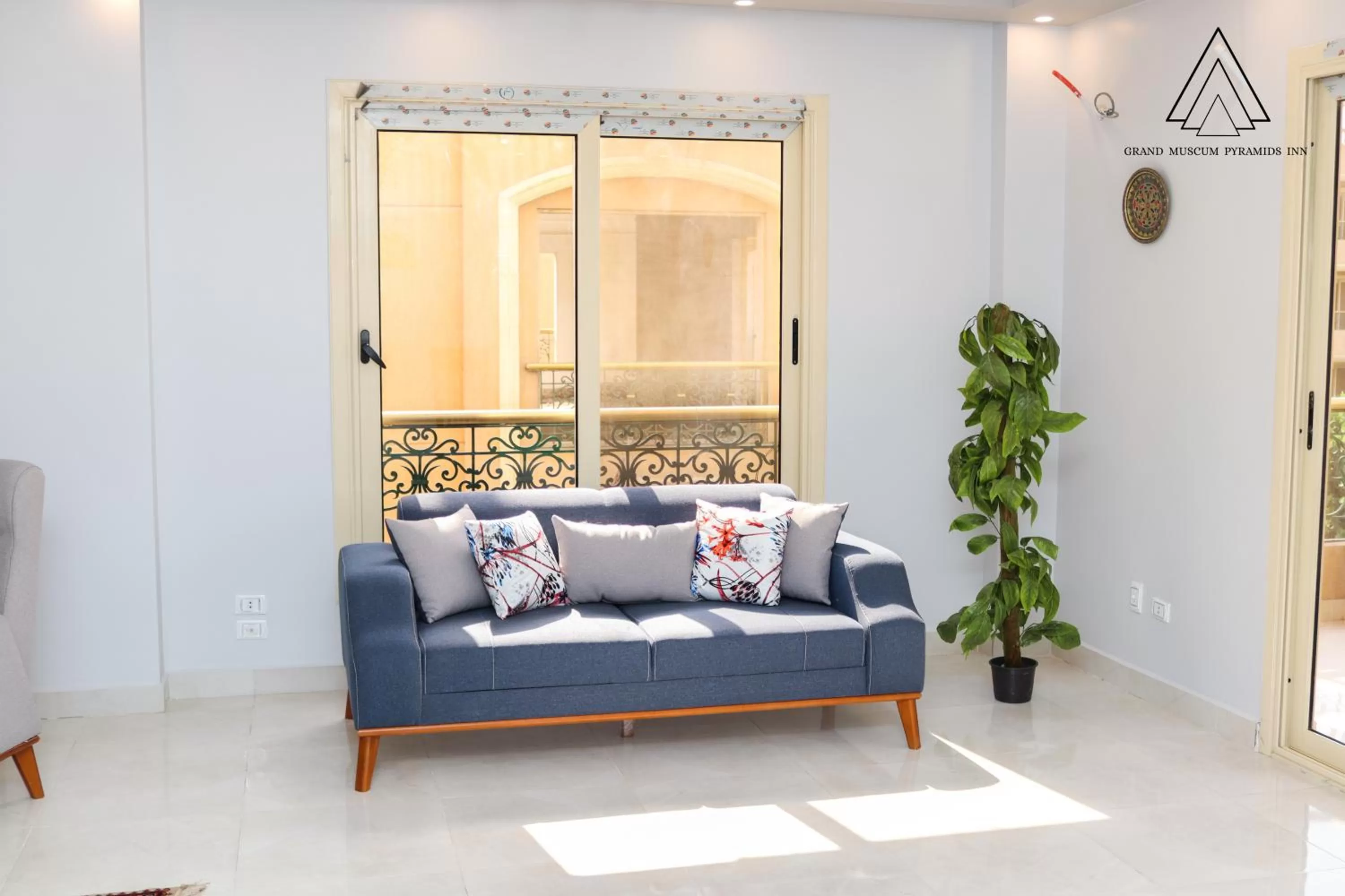 Living room in Grand Museum Pyramids Inn