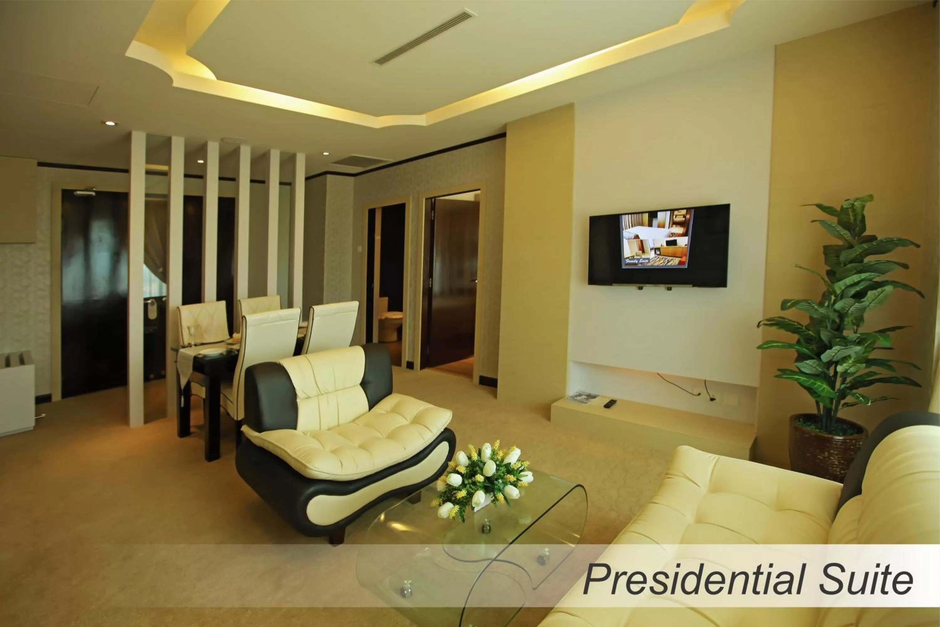 Text overlay in Casuarina@Meru