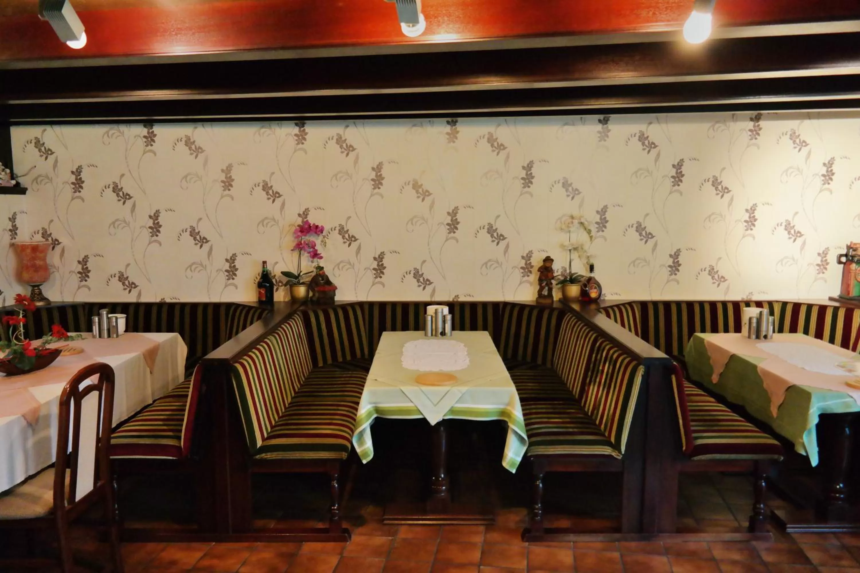 Dining area in Am Hallenbad Hotel garni