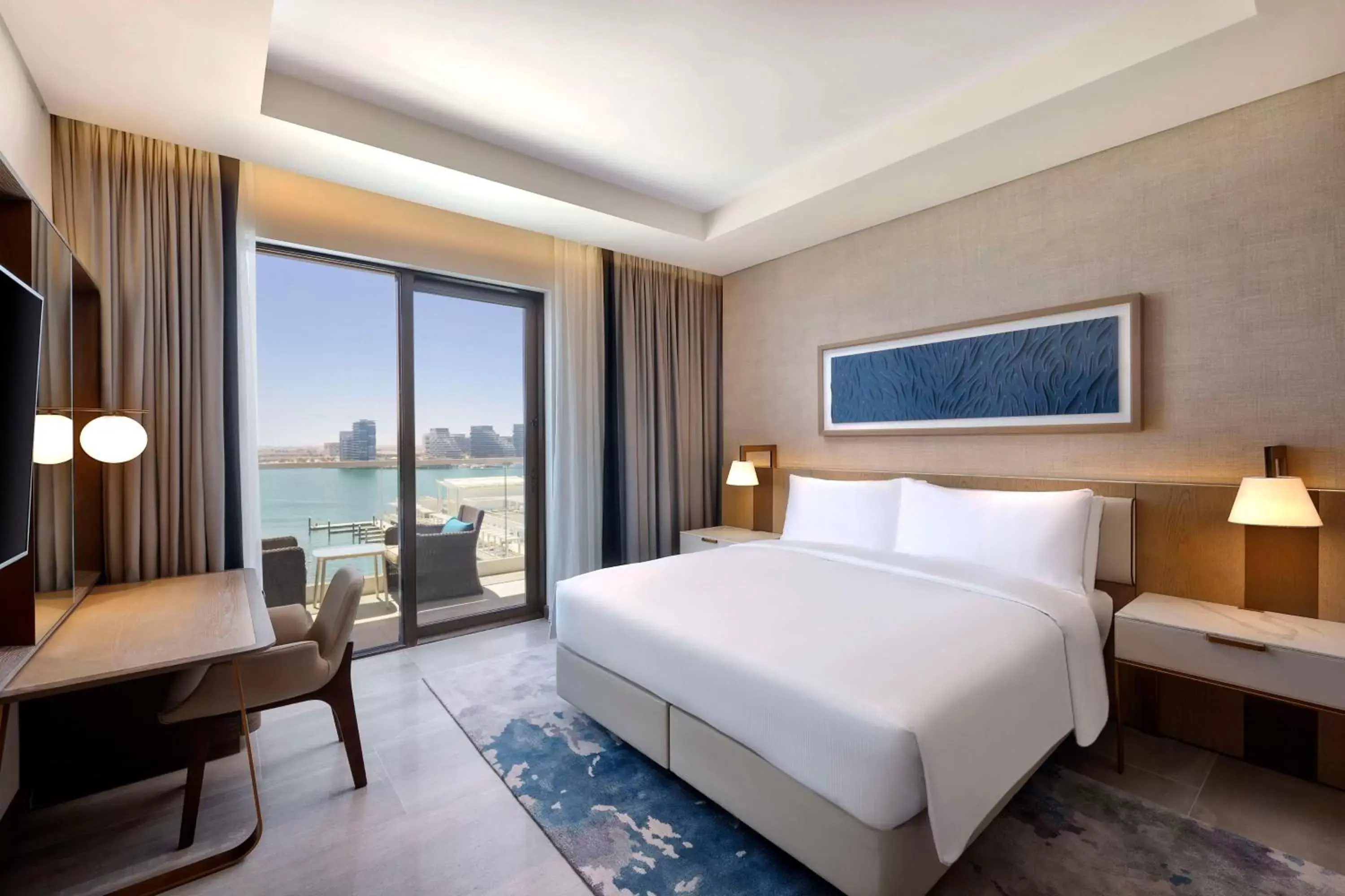 One-Bedroom King Suite in Hilton Abu Dhabi Yas Island One-Bedroom King Suite in Hilton Abu Dhabi Yas Island