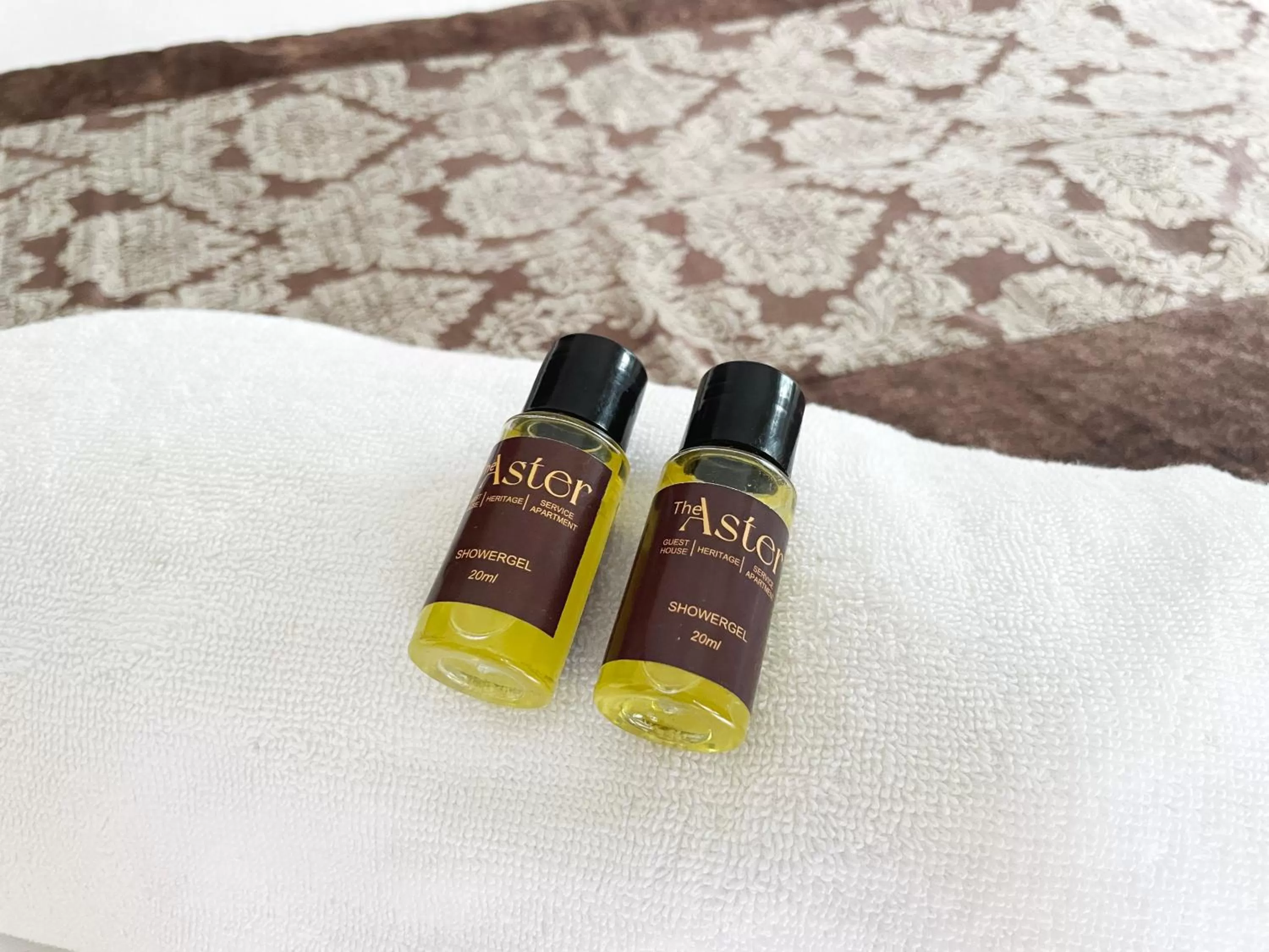 Bed in The Aster Homestay - Bedrooms & Apartments