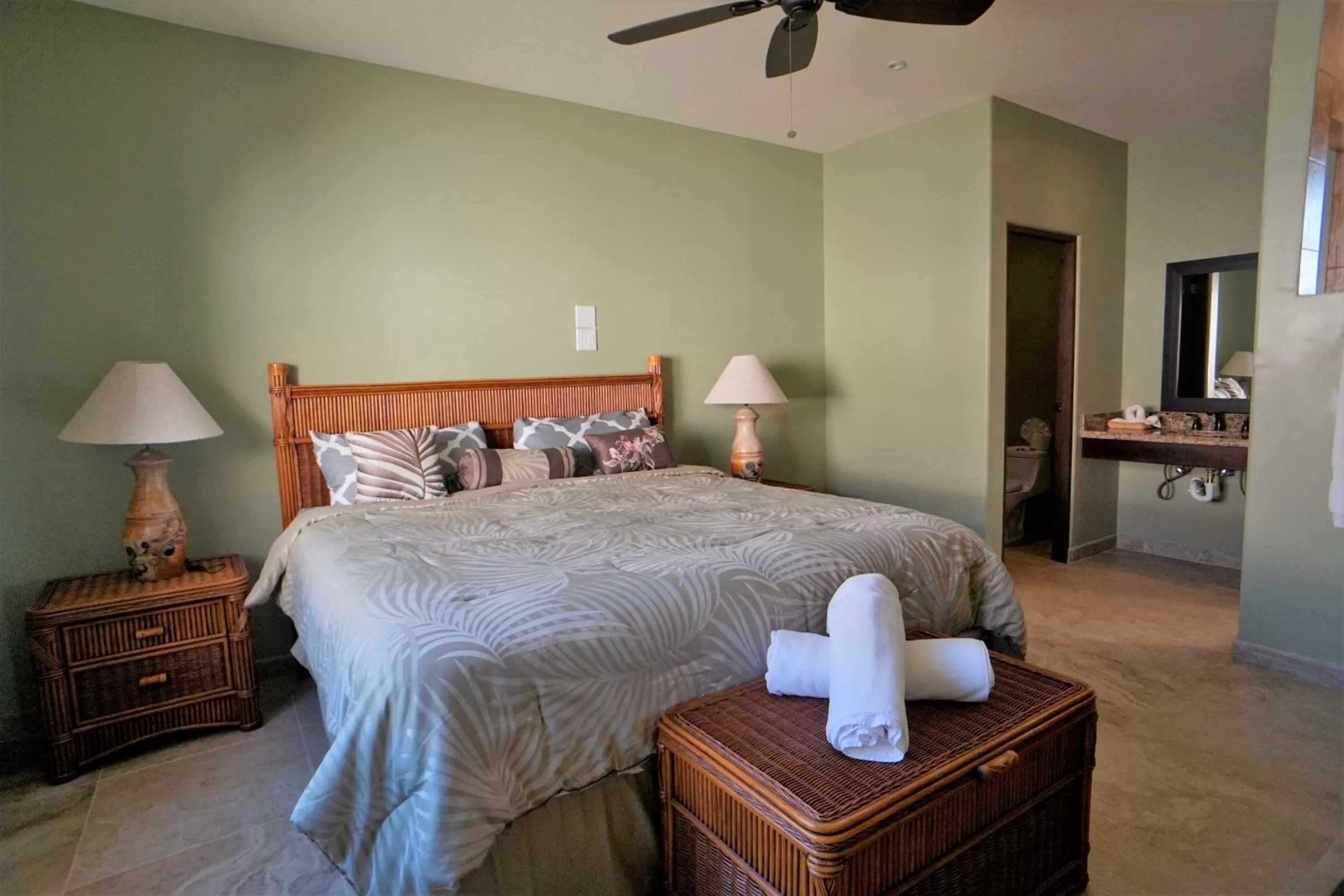 Photo of the whole room, Bed in Cerritos Beach Inn