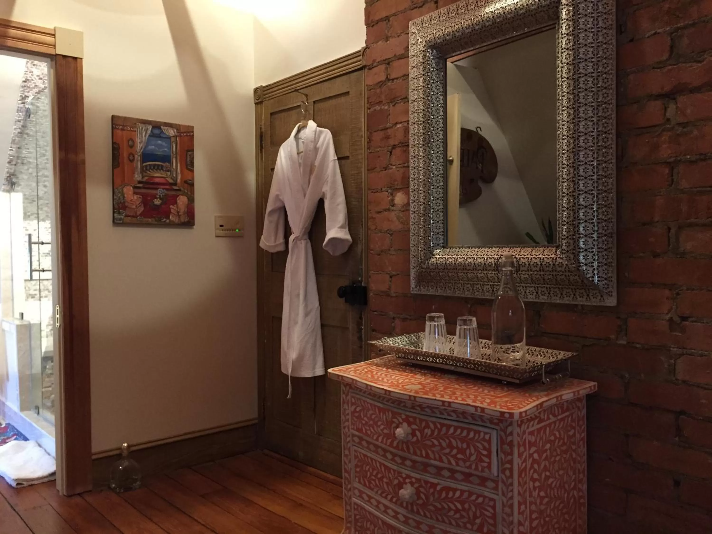 Decorative detail in 10 Clarke