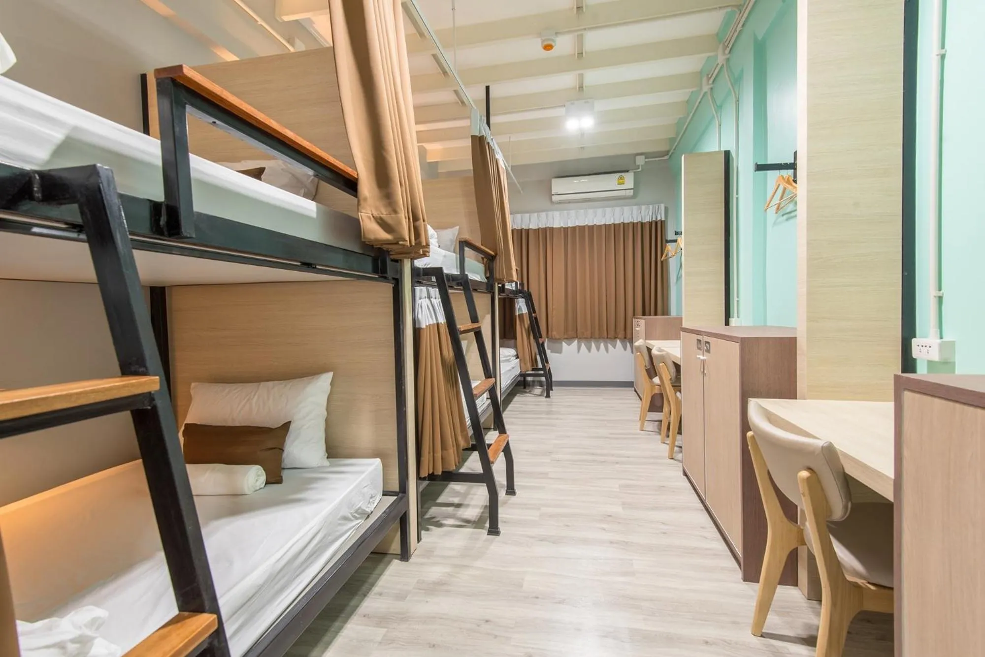 bunk bed, Bed in Siam Stadium Hostel