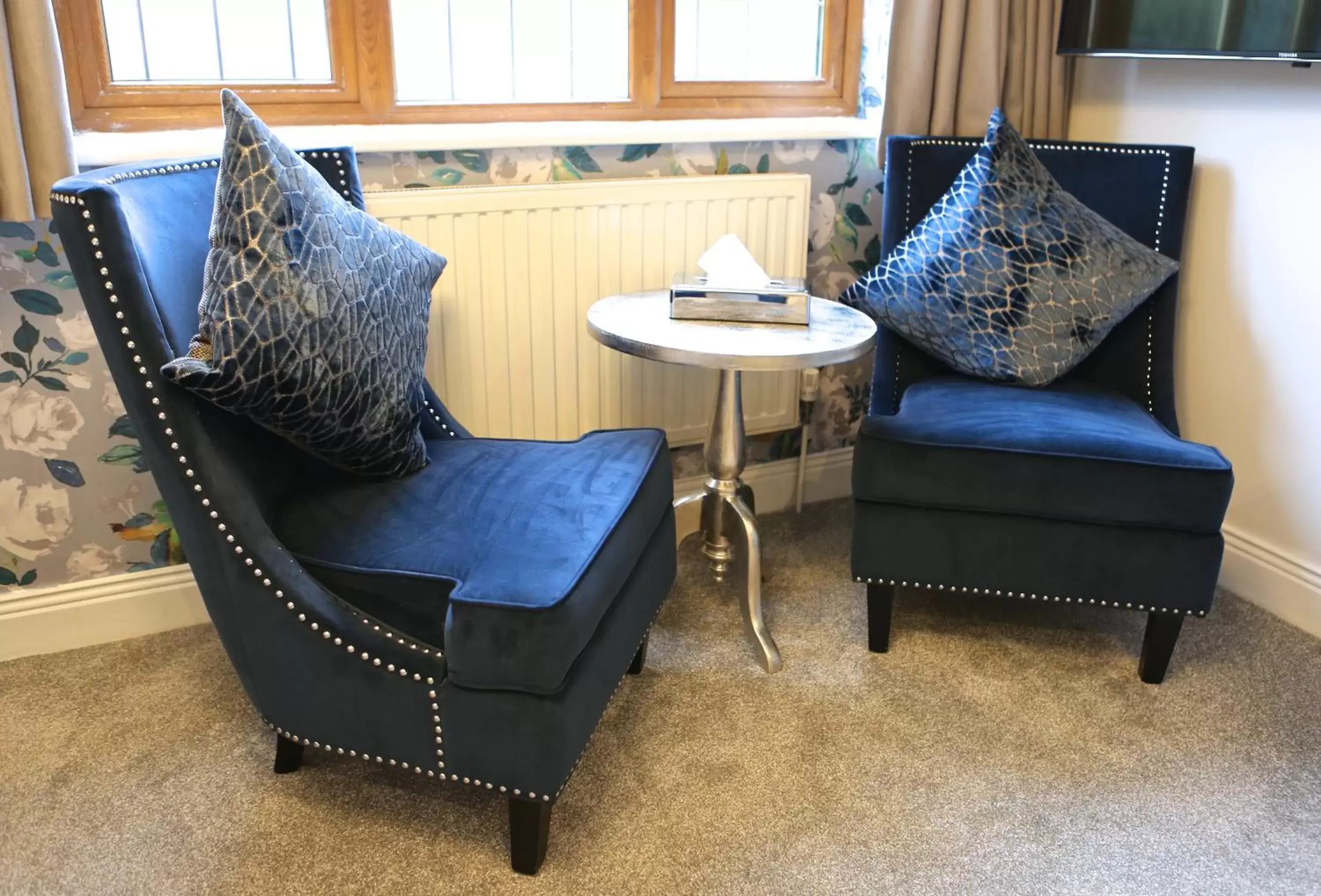 Deluxe Double Room in De Rougemont Manor Deluxe Double Room in De Rougemont Manor