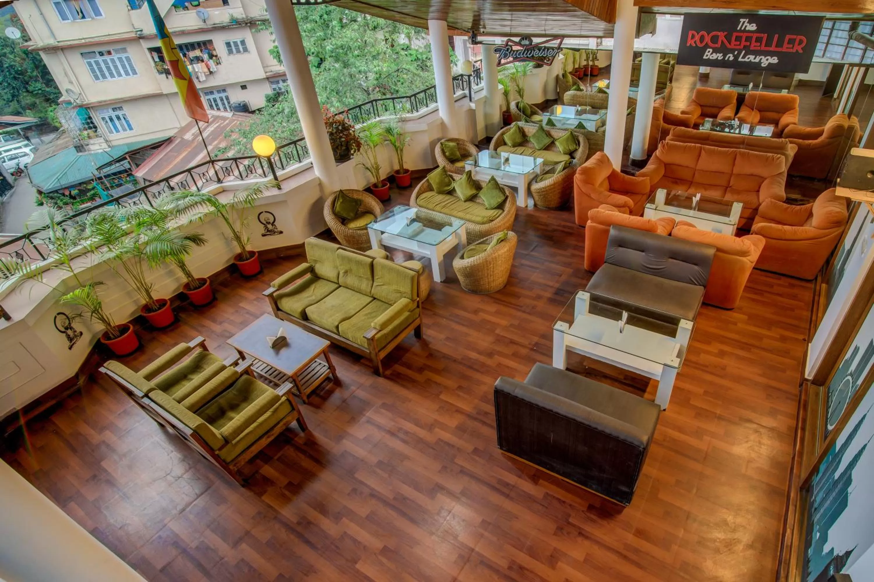 Restaurant/places to eat in Muscatel Yavachi - 400 Mts from MG Marg