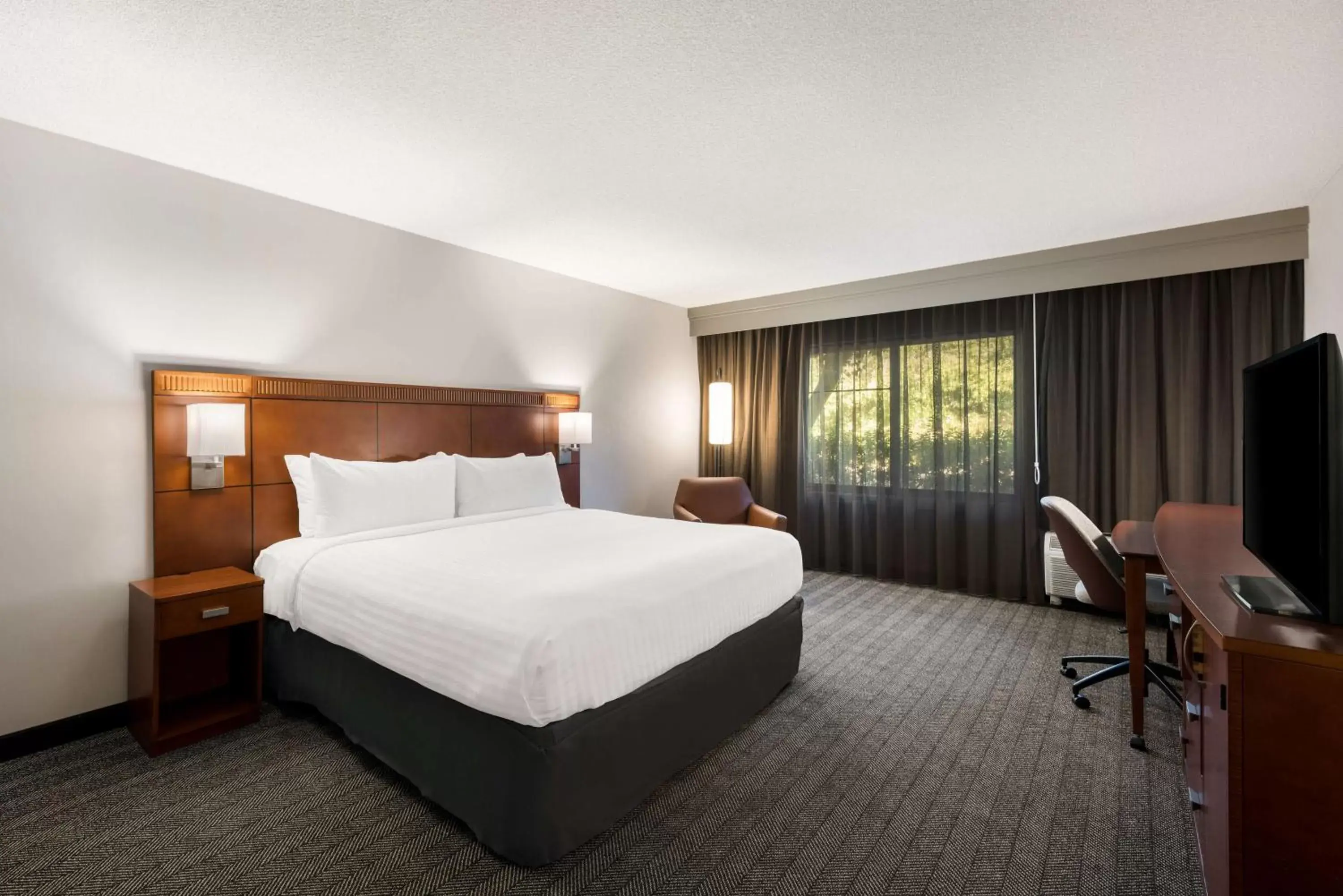 Hearing Accessible Guestroom King in Sonesta Select San Jose Airport Hearing Accessible Guestroom King in Sonesta Select San Jose Airport