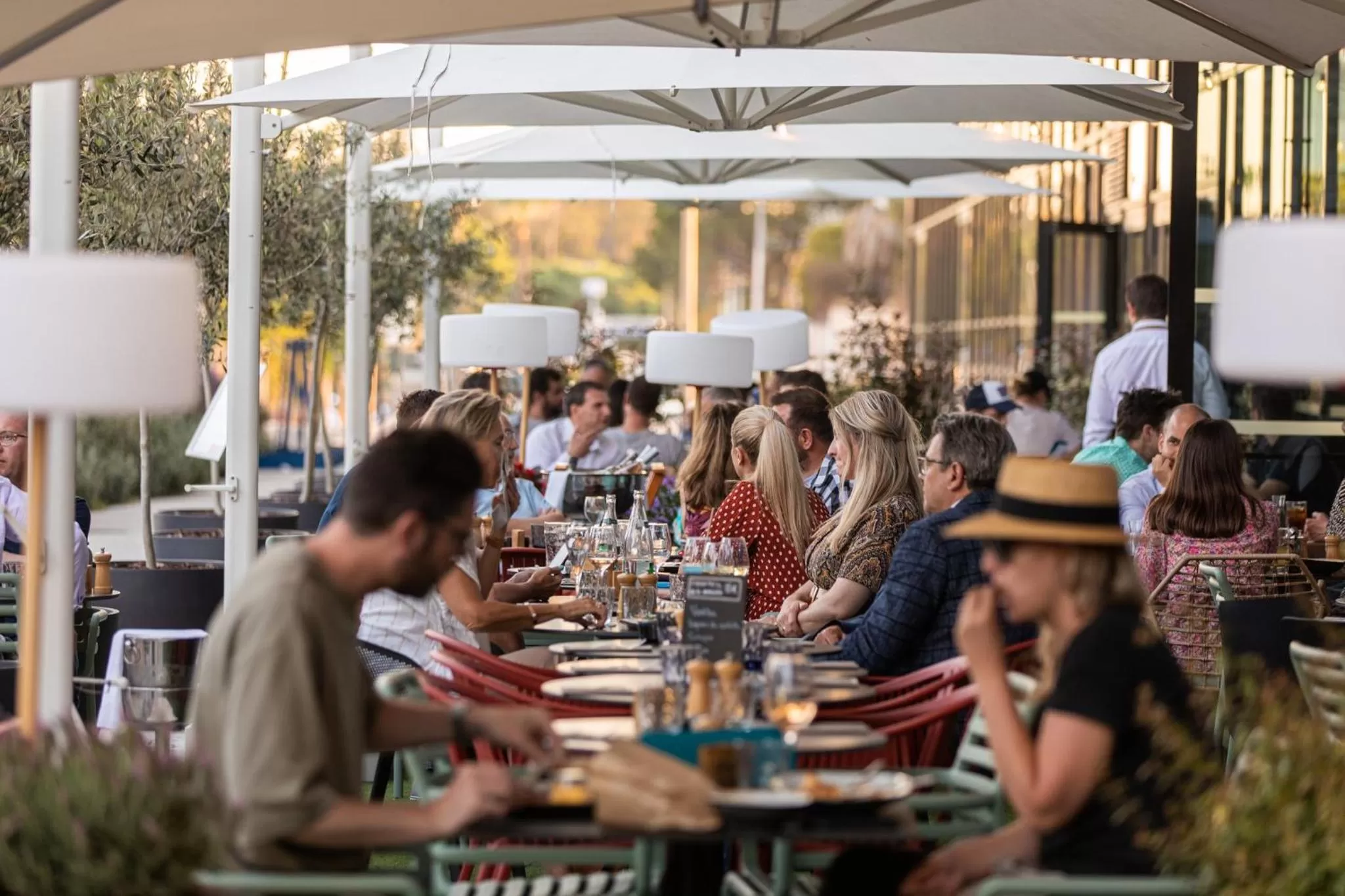 Restaurant/places to eat in Crowne Plaza - Nice - Grand Arenas by IHG