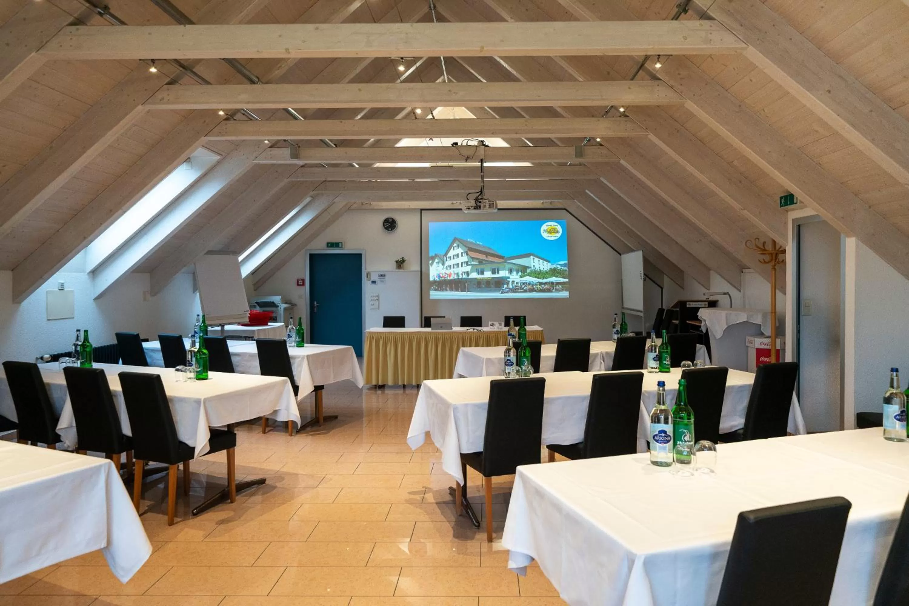 Business facilities in Hotel Post