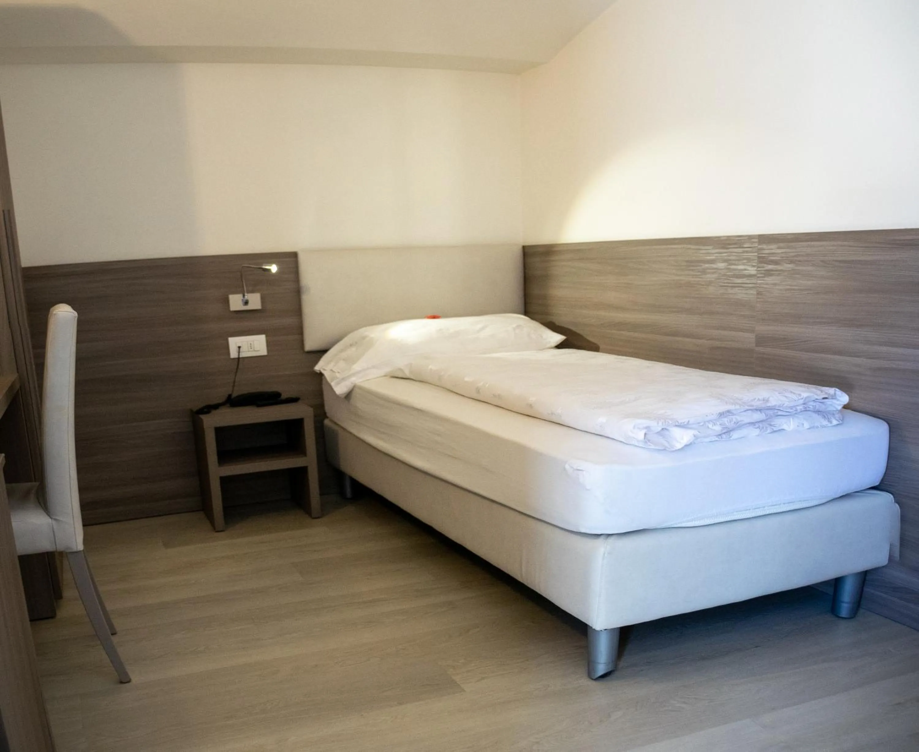 Bedroom, Bed in Hotel Garnì Villa Fontana