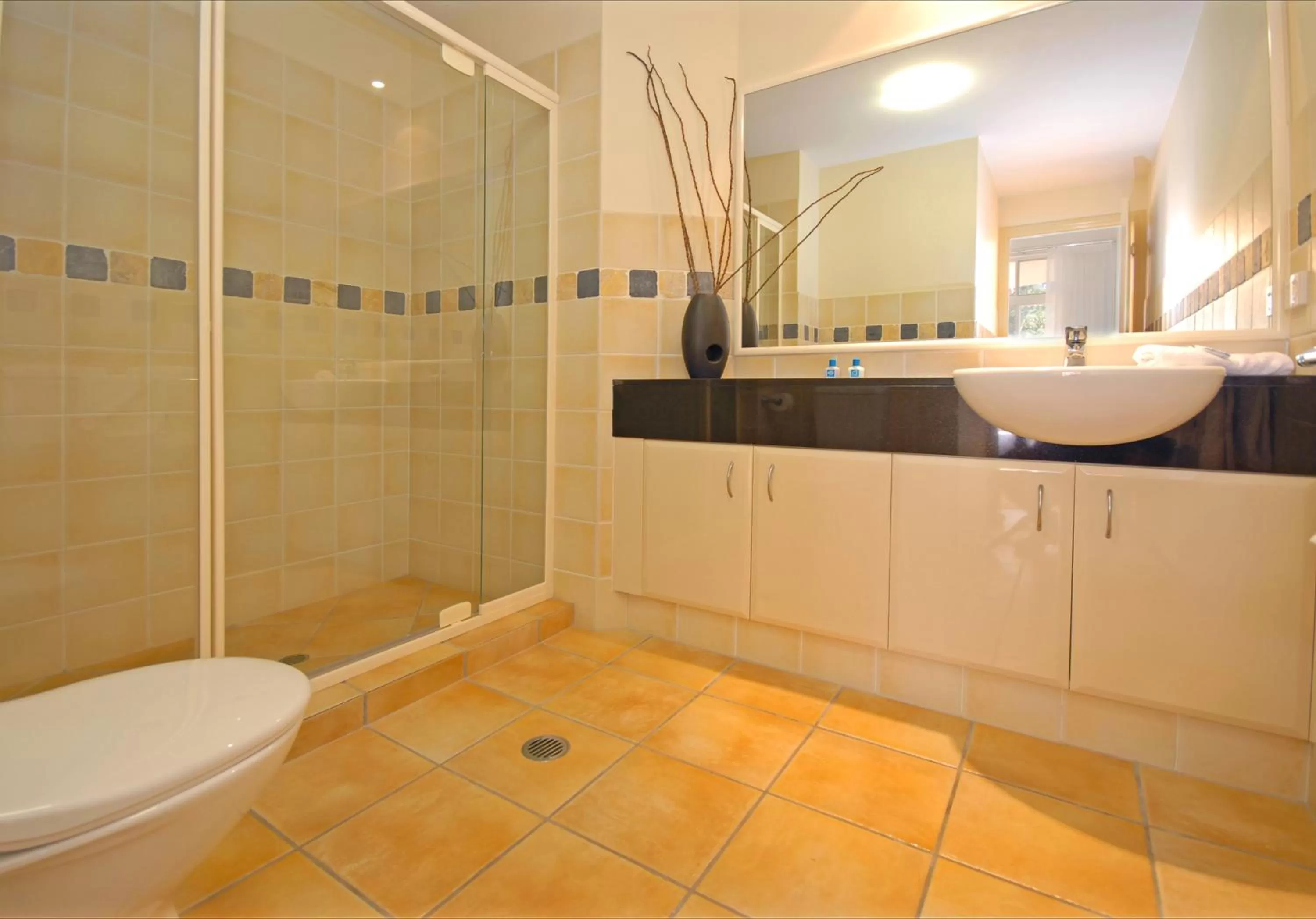 Bathroom in Magnolia Lane Apartments