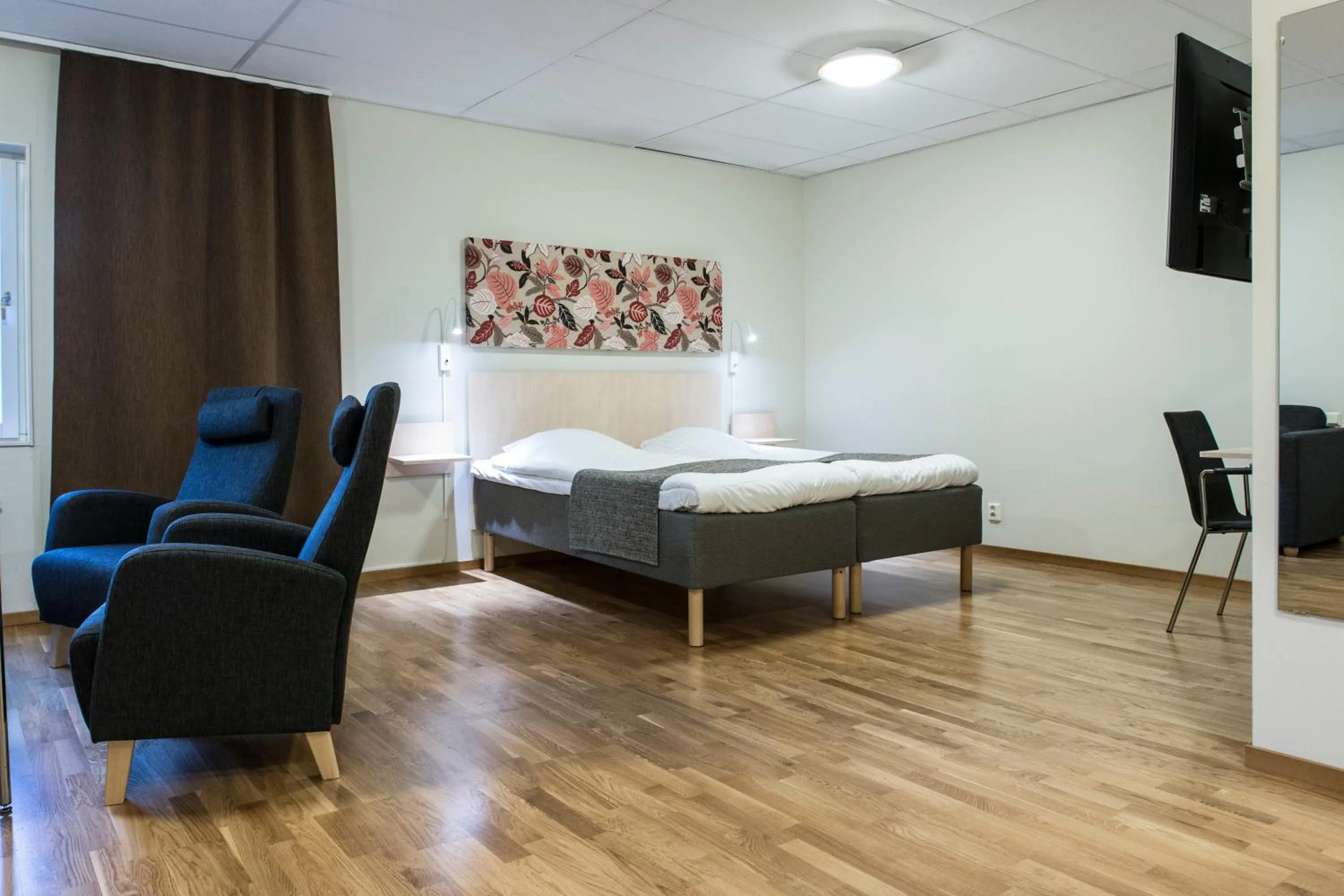 Photo of the whole room, Bed in Hotell Björken