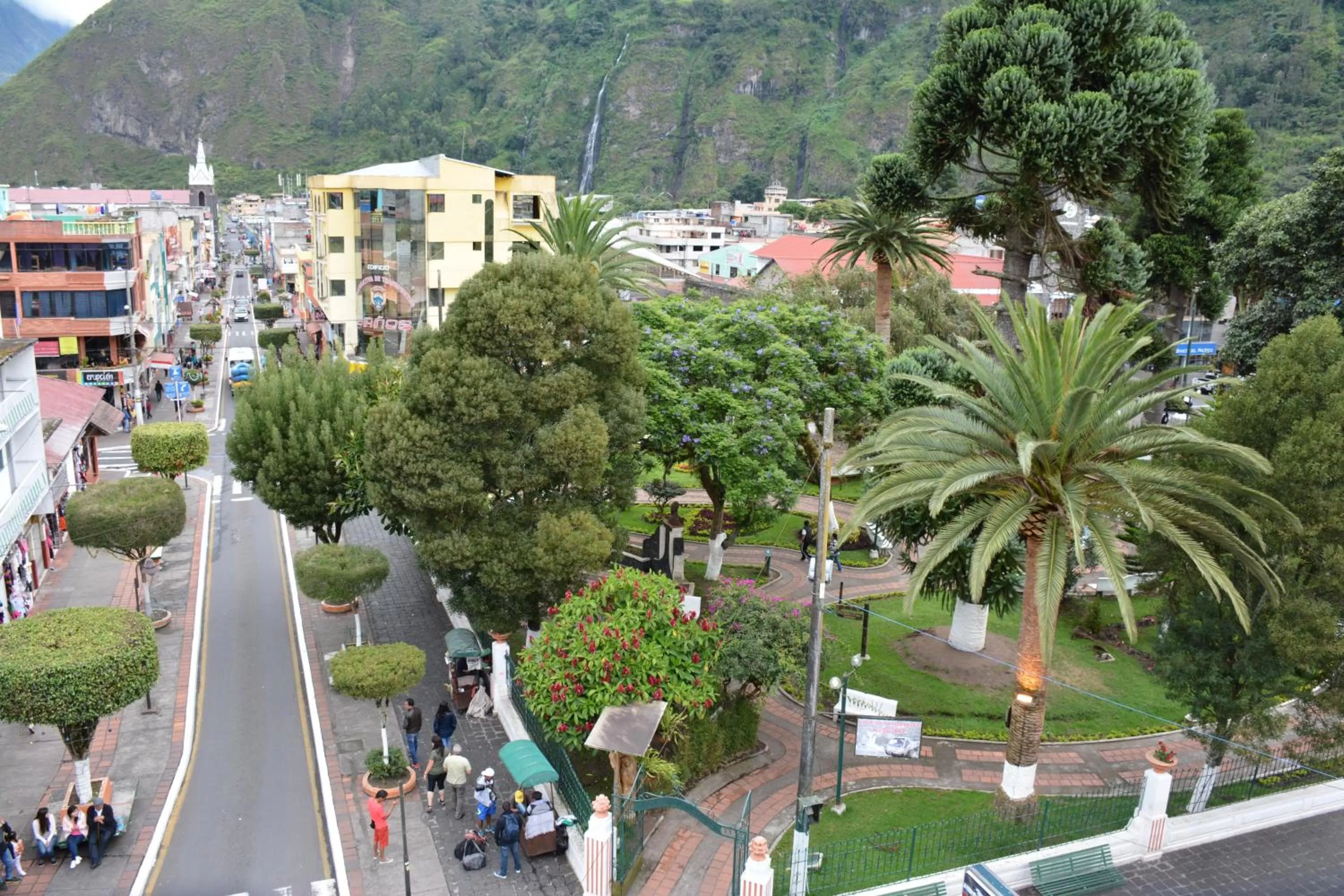 Street view, Bird's-eye View in Hotel Flor de Oriente