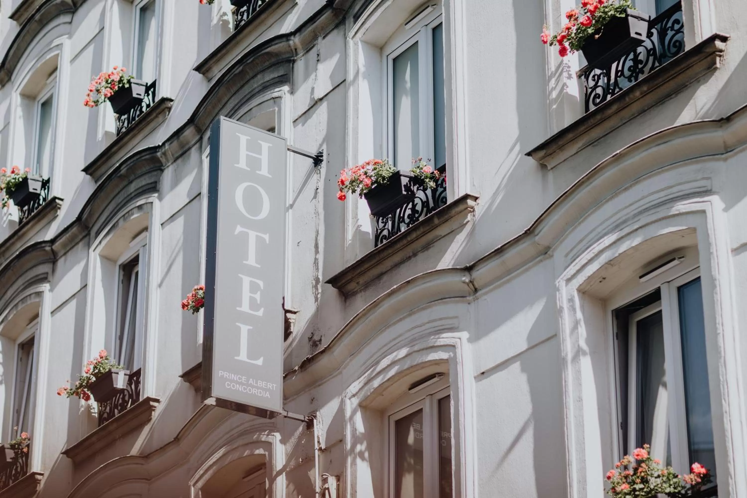 Property building in Hôtel Prince Albert Gare de Lyon