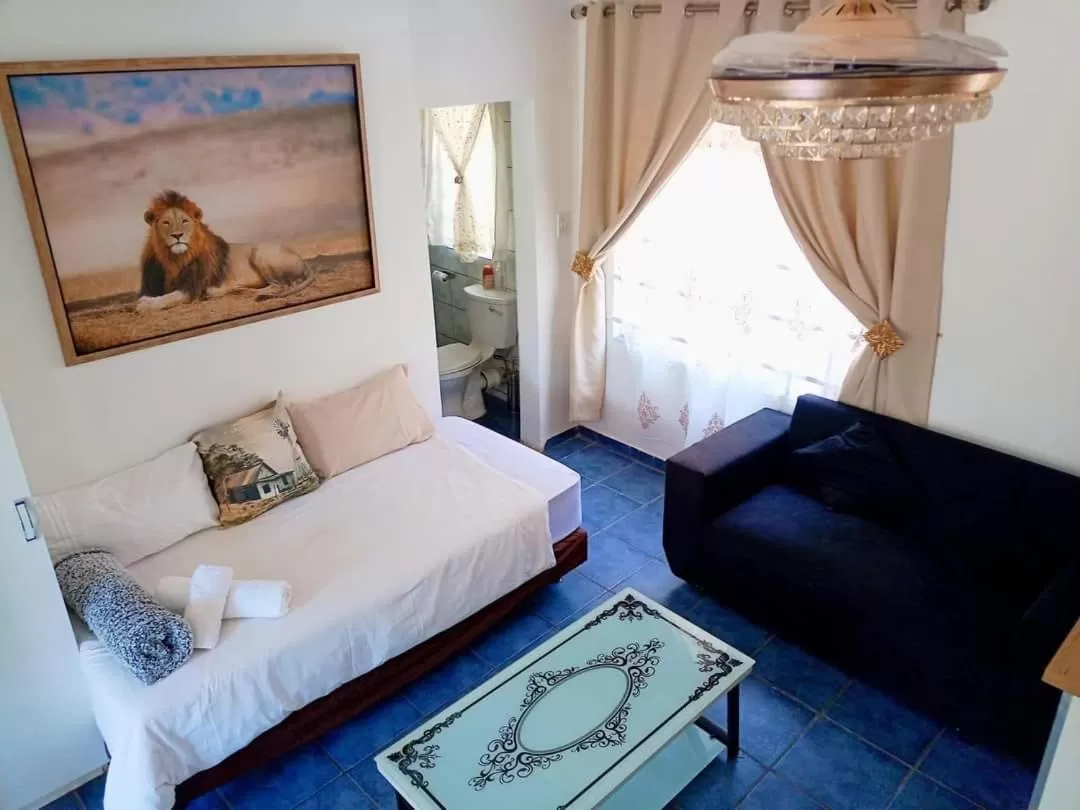 Living room, Bed in Queensburgh B&B or Self Catering