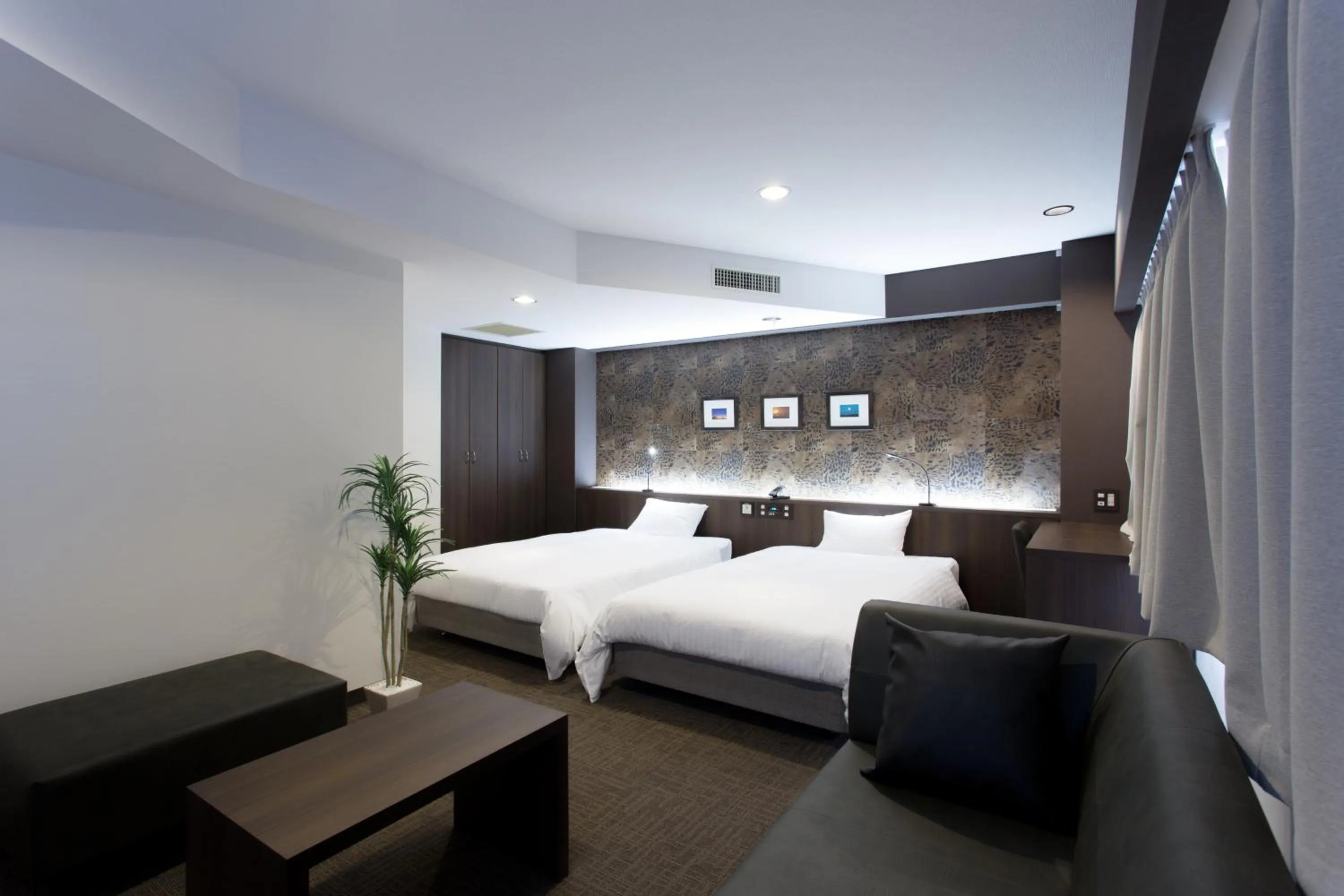 Photo of the whole room, Bed in Fukuoka Toei Hotel