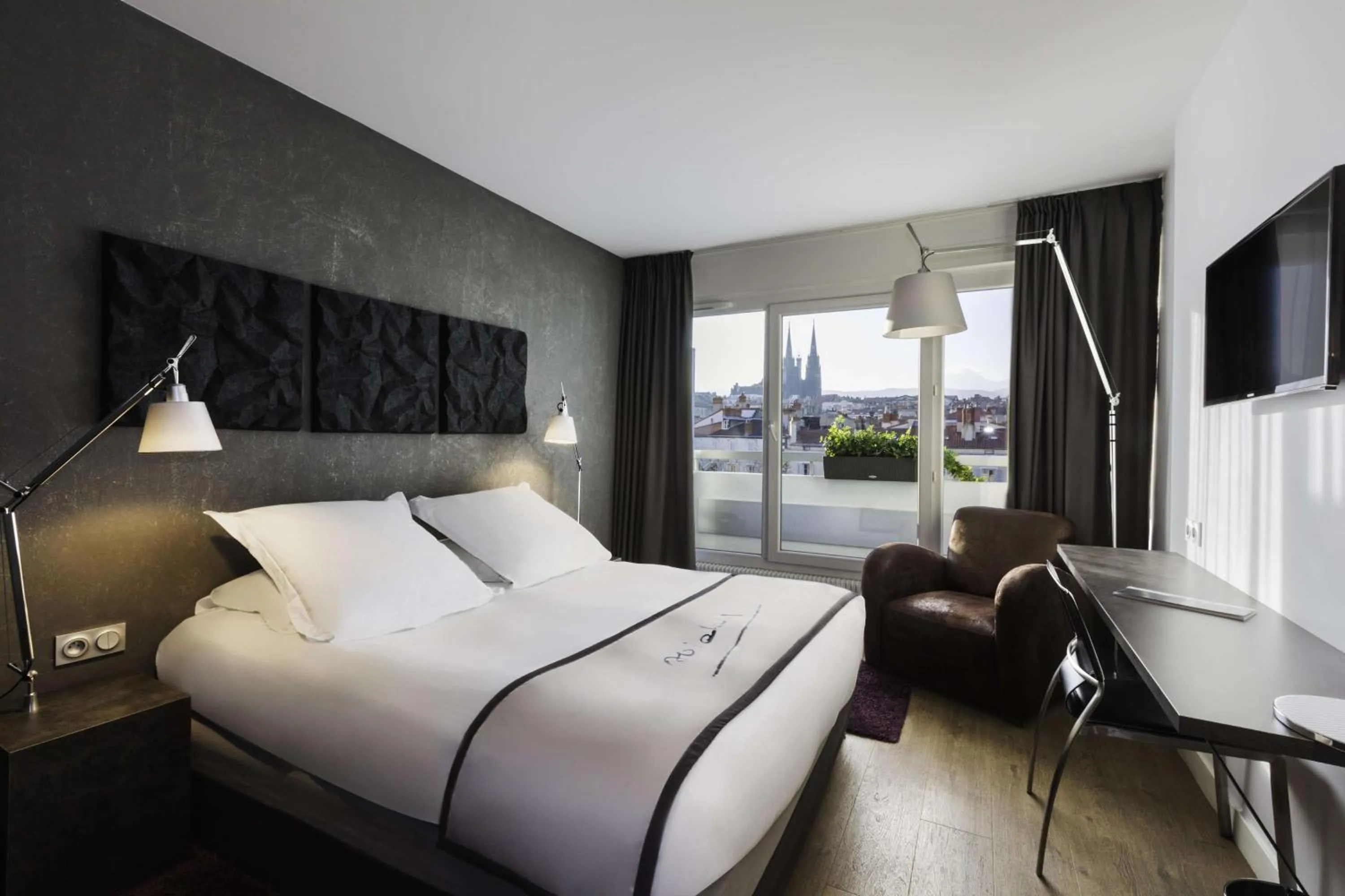 Superior Double Room with View in Hotel Litteraire Alexandre Vialatte, BW Signature Collection