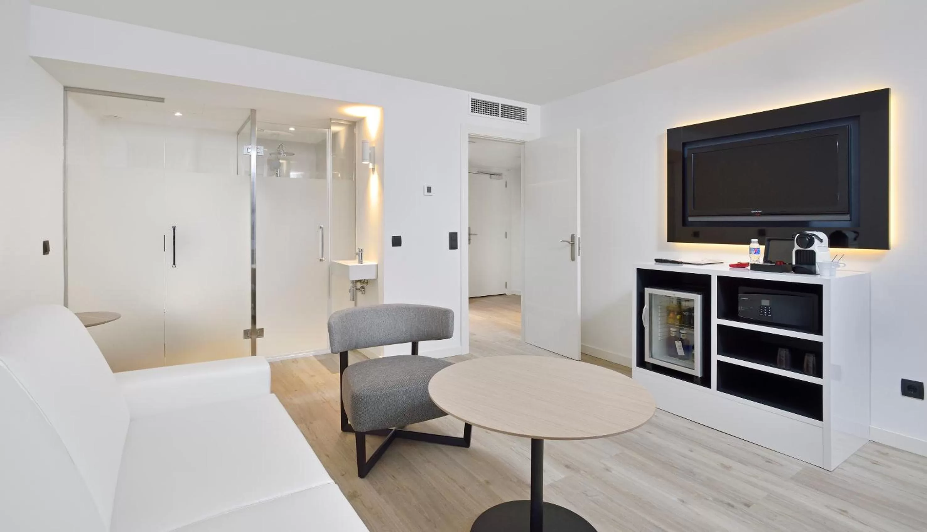 Living room in INNSiDE by Meliá Palma Bosque